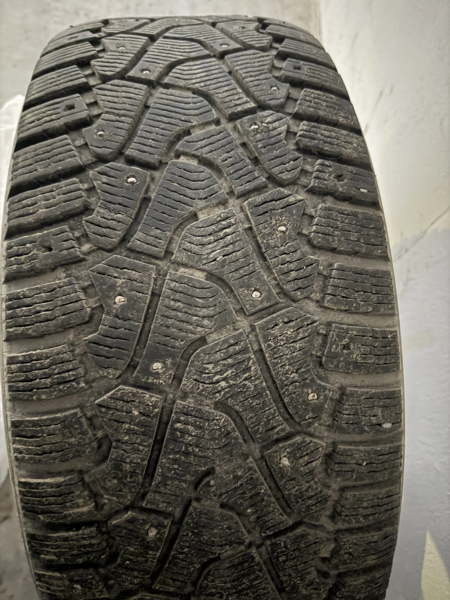 Pirelli Ice Zero SUV 265/65 R17 на дисках от мерса - миниатюра 2