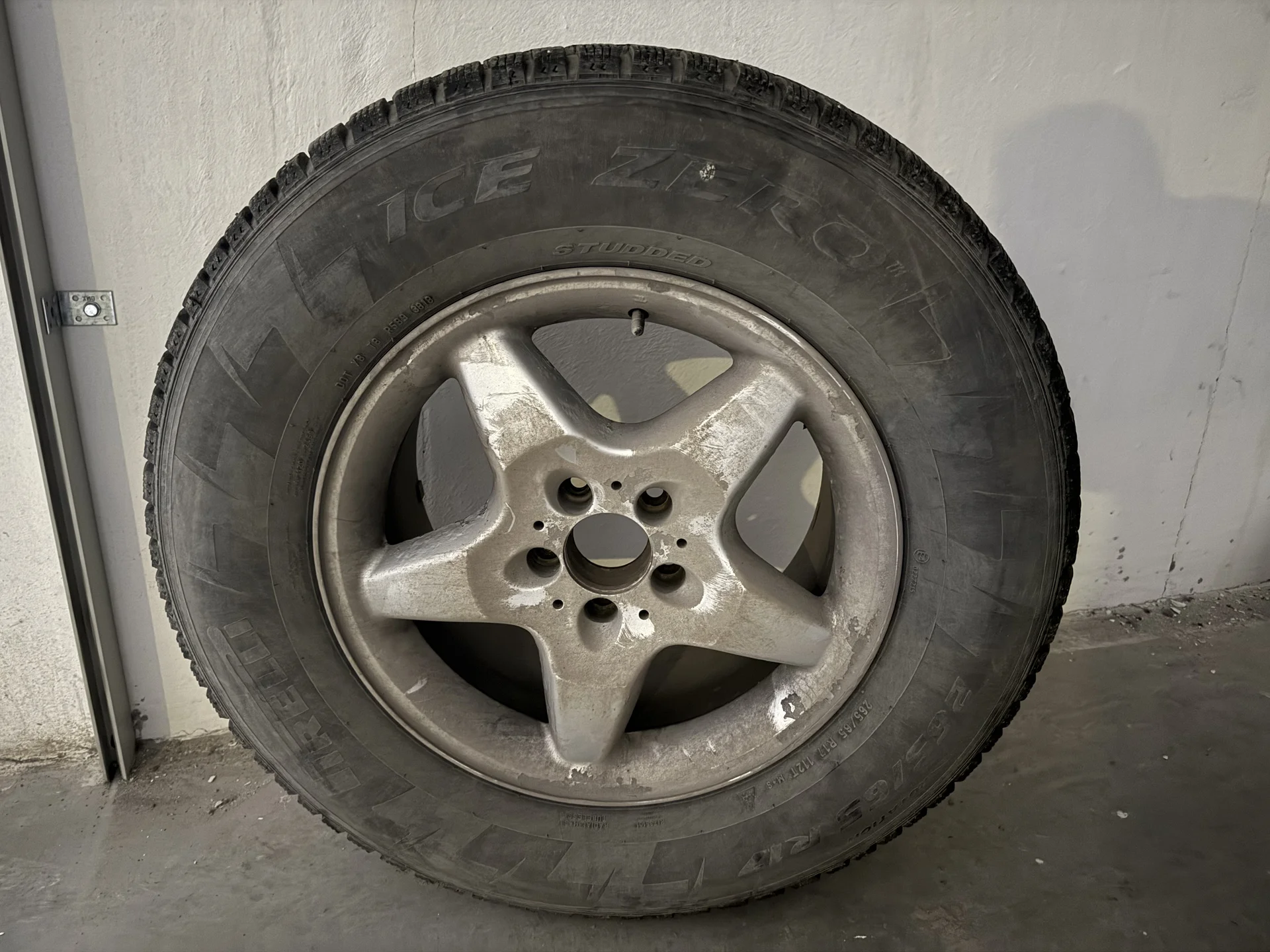 Pirelli Ice Zero SUV 265/65 R17 на дисках от мерса - миниатюра 5