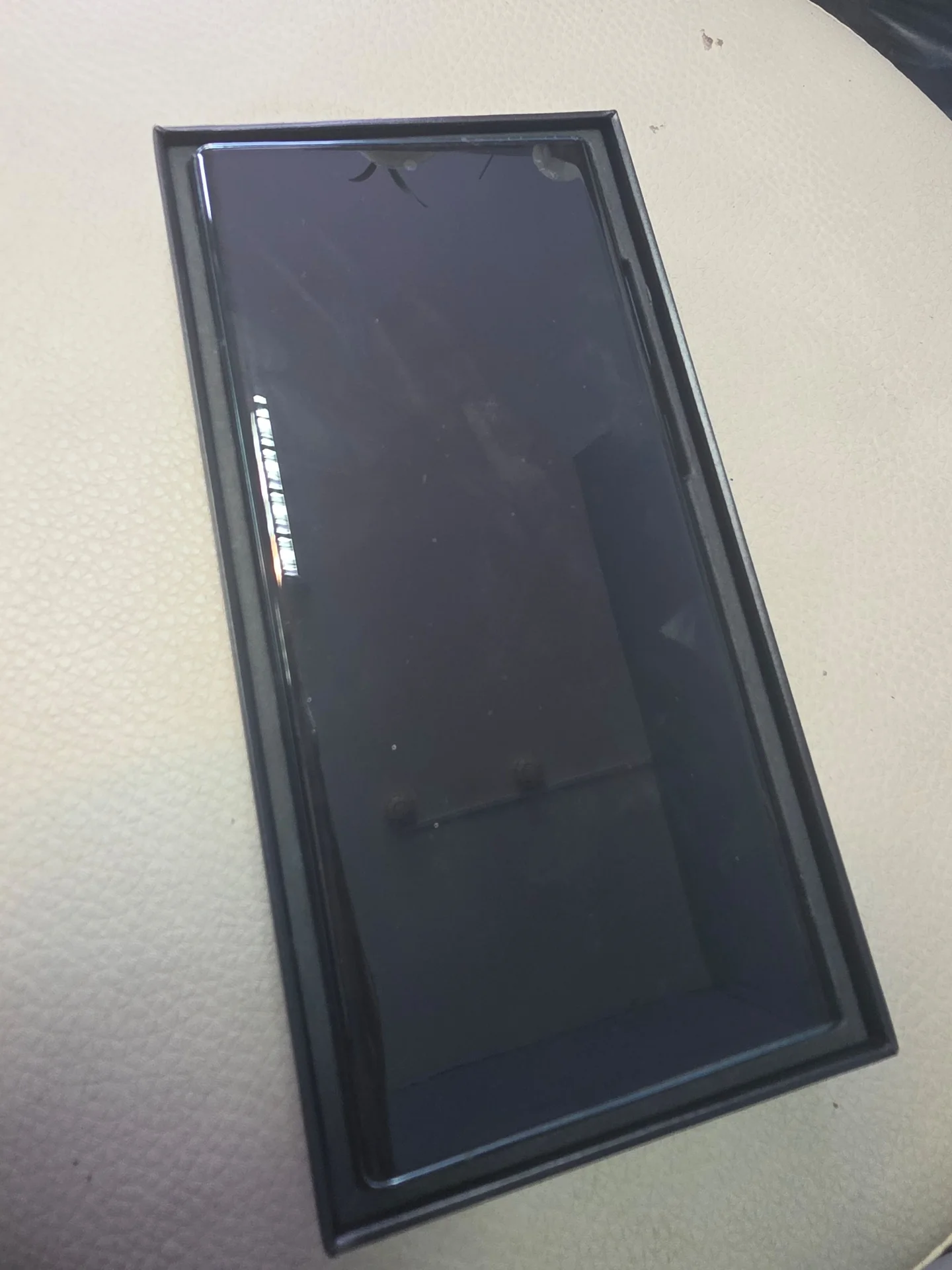Samsung Galaxy S22 256 гб - миниатюра 4