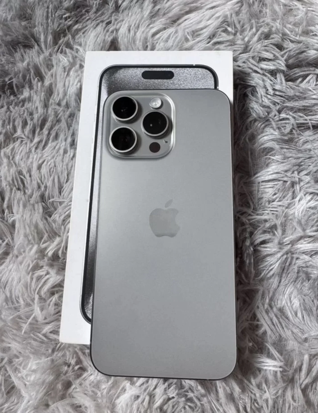 iPhone - миниатюра 2
