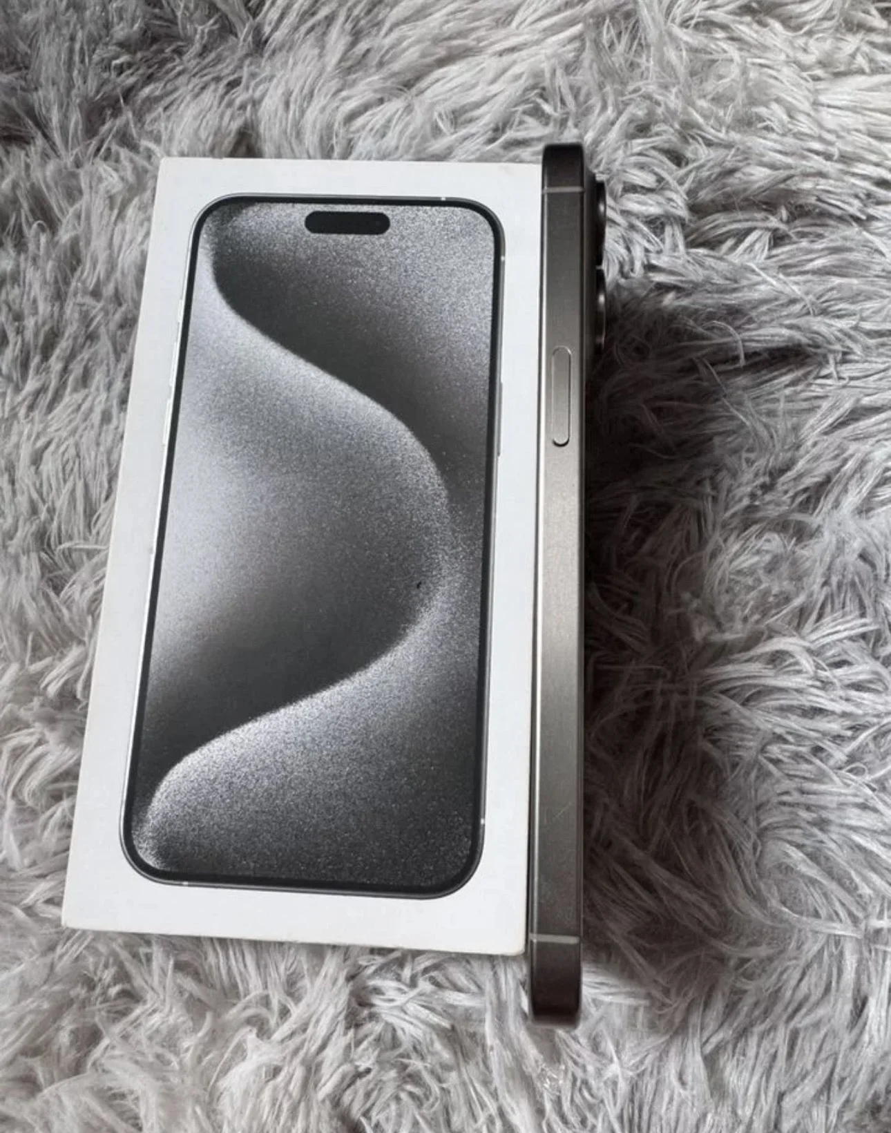 iPhone - миниатюра 3
