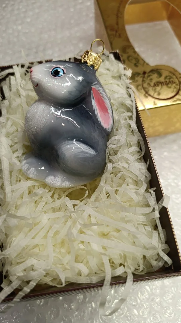 Ёлочная игрушка Ариель зайчонок серенький - миниатюра 2