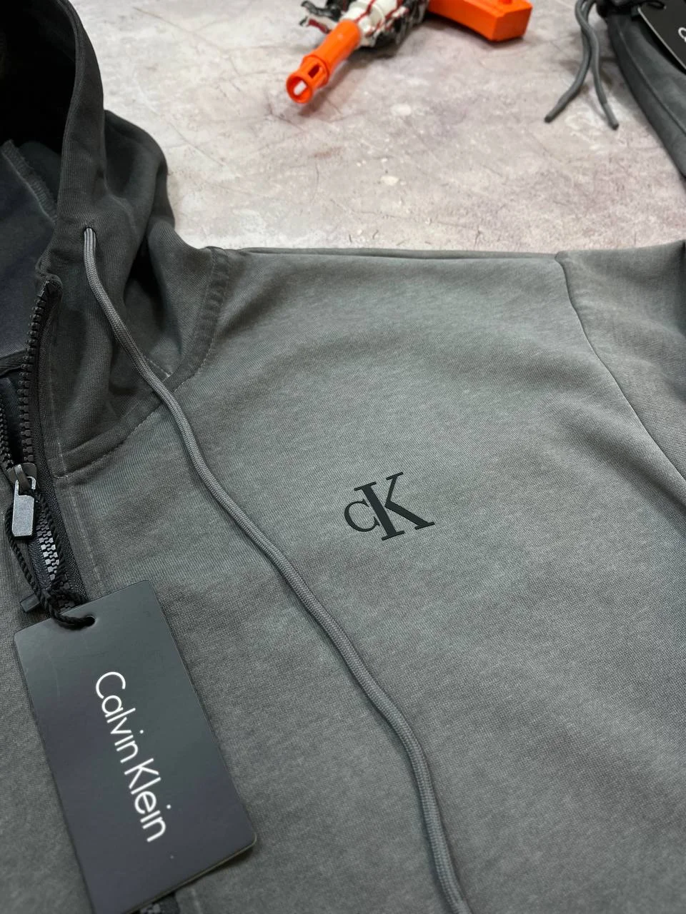Мужской спортивный костюм Calvin Klein (графит) - миниатюра 3