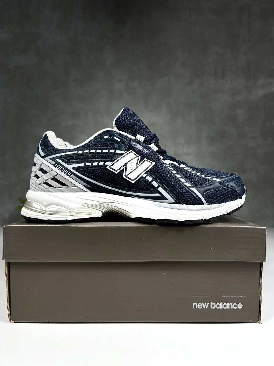 Кроссовки мужские New Balance 1906 (синие) - миниатюра 2