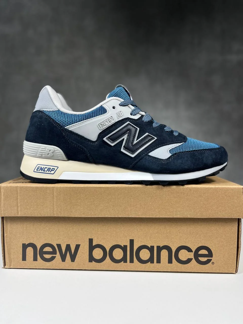 Мужские кроссовки New Balance 577 (замша) - миниатюра 4