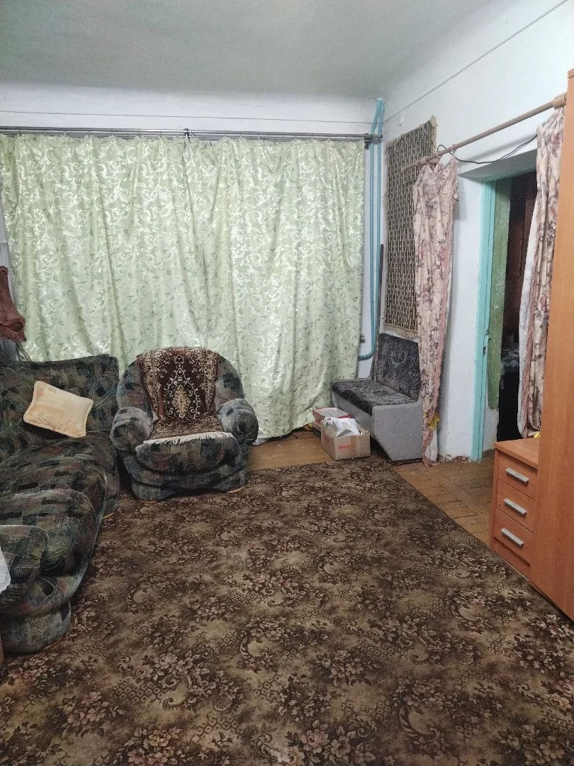 Продается просторная 3-комнатная квартира в старой части города Салават - изображение 1