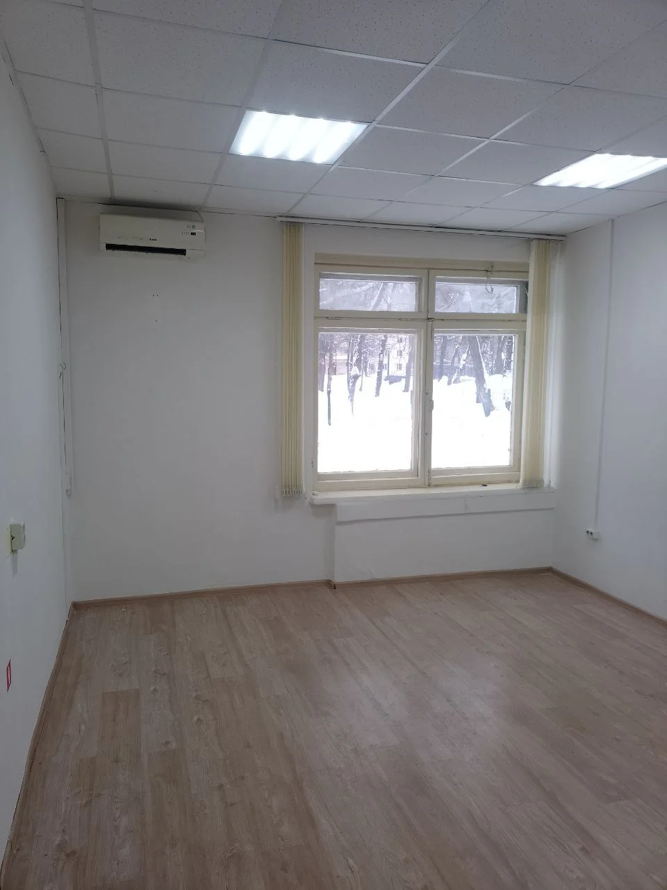 Офис, склад, студия, мастерская 15.6 м² - миниатюра 3