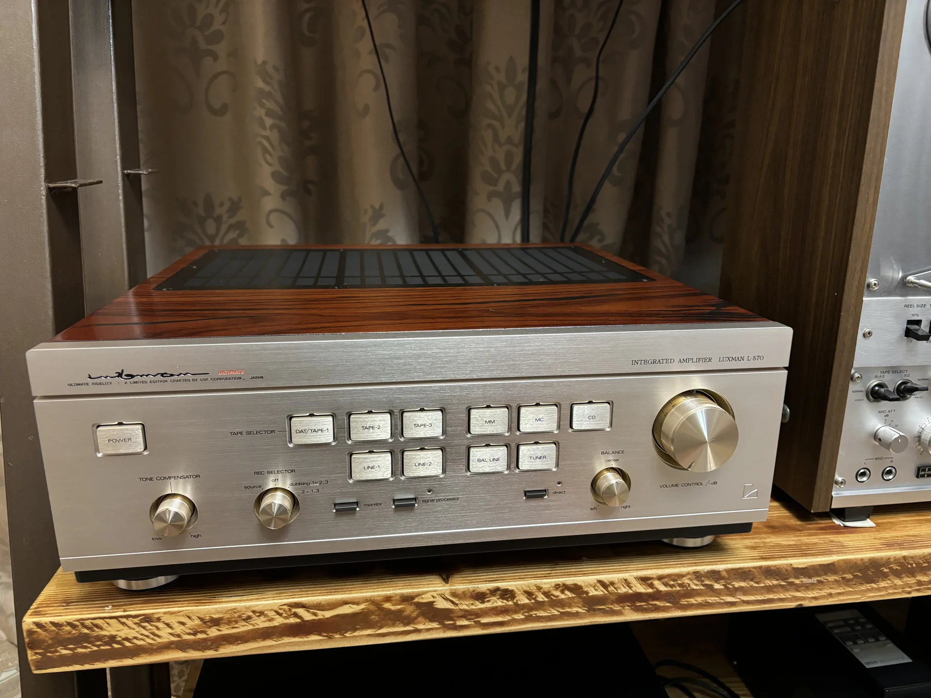 Усилитель Luxman 570 - миниатюра 13