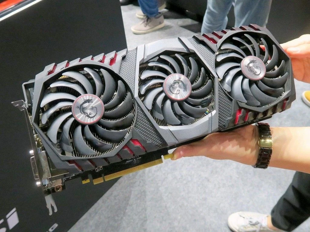 MSI GeForce GTX 1080 Ti gaming X trio - миниатюра 3