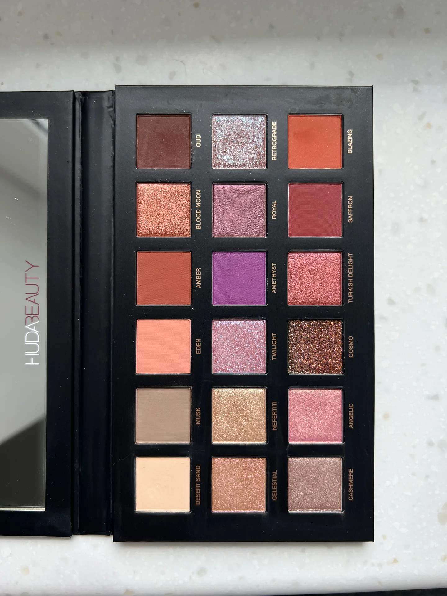 Huda beauty desert dusk палетка теней новая - миниатюра 2