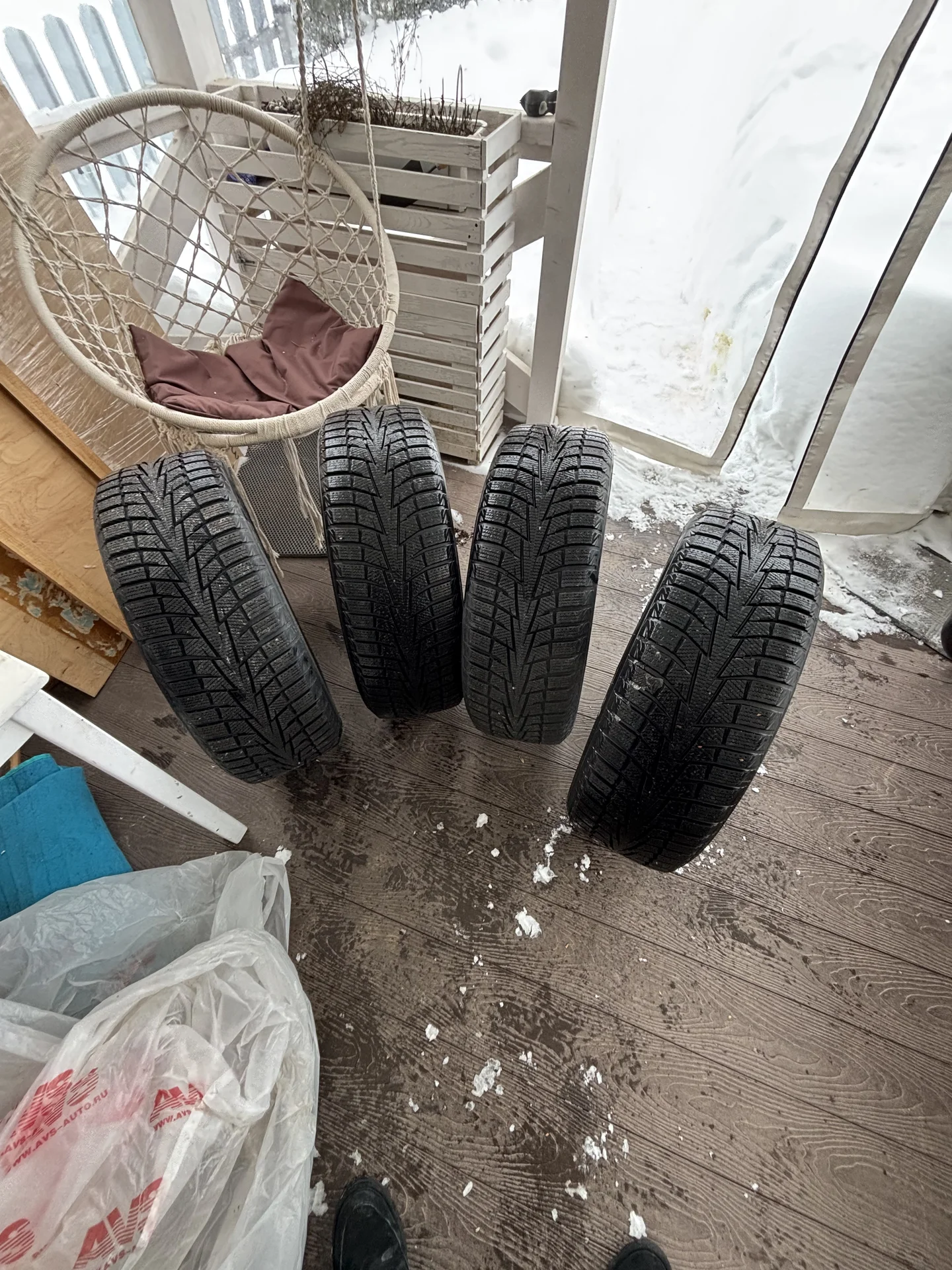 Колеса зимние Hankook Winter I'Cept X RW10 215/55 - миниатюра 7