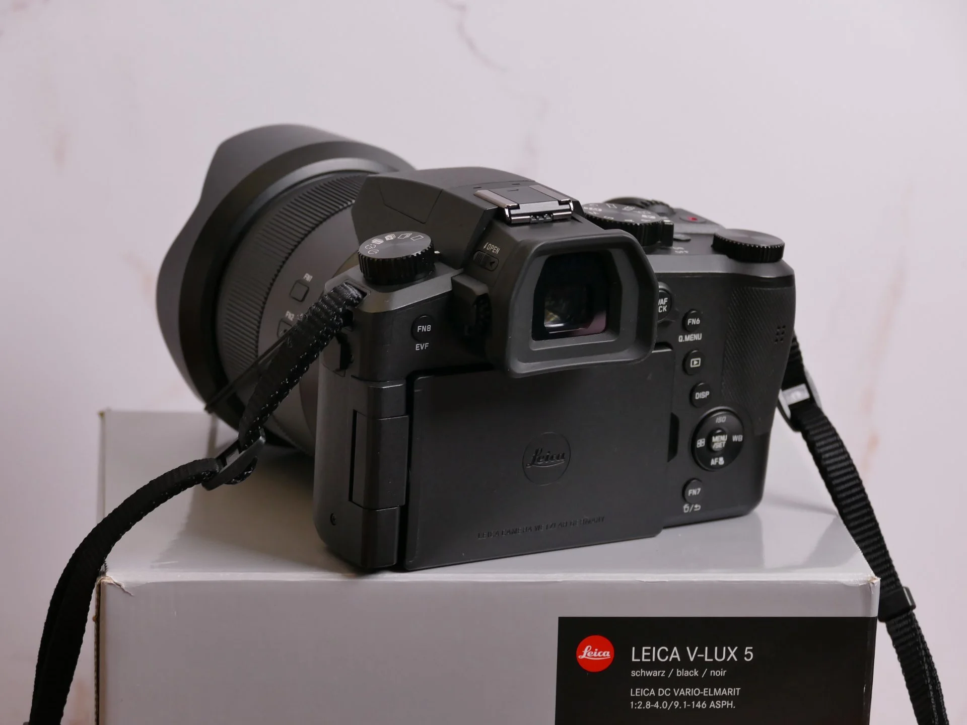 Leica V-LUX 5 (пробег 6775 кадров) - миниатюра 5