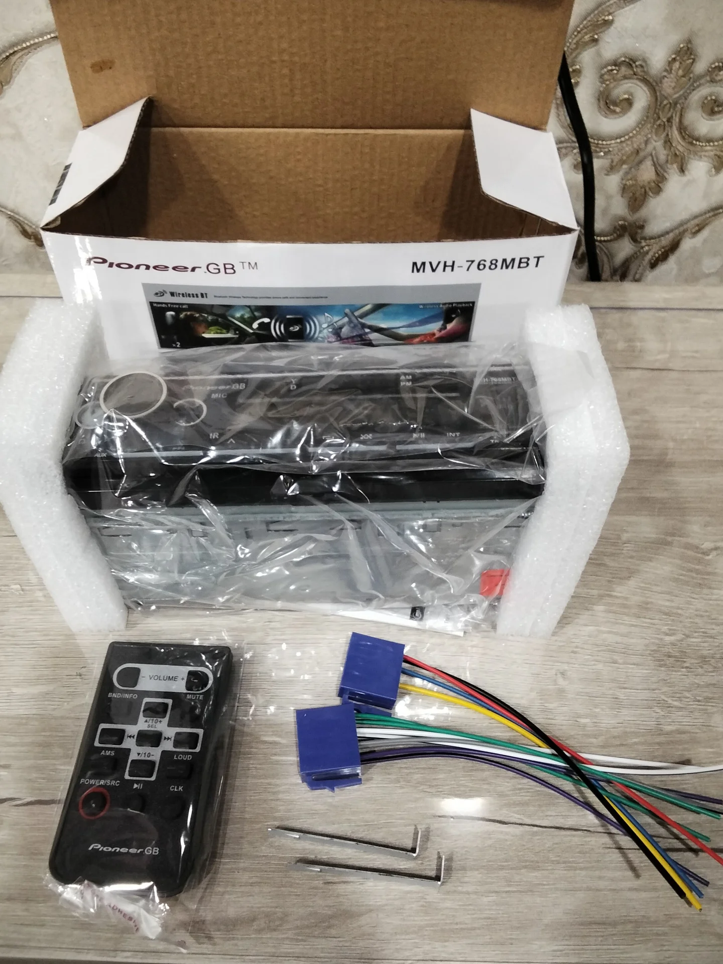 Новая Магнитола Pioneer.GB с Bluetooth - миниатюра 2
