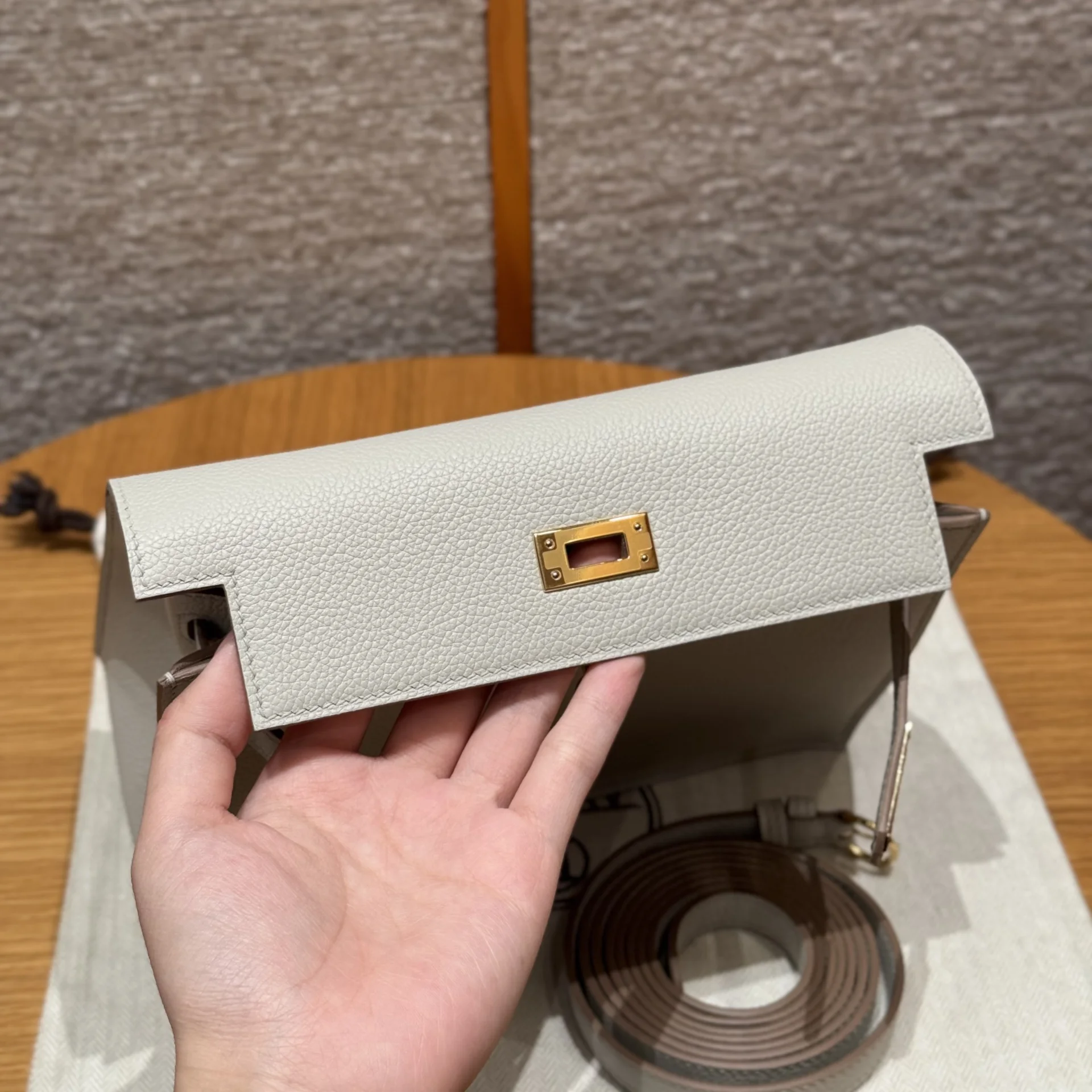 Сумка Hermès Kelly Danse - миниатюра 4
