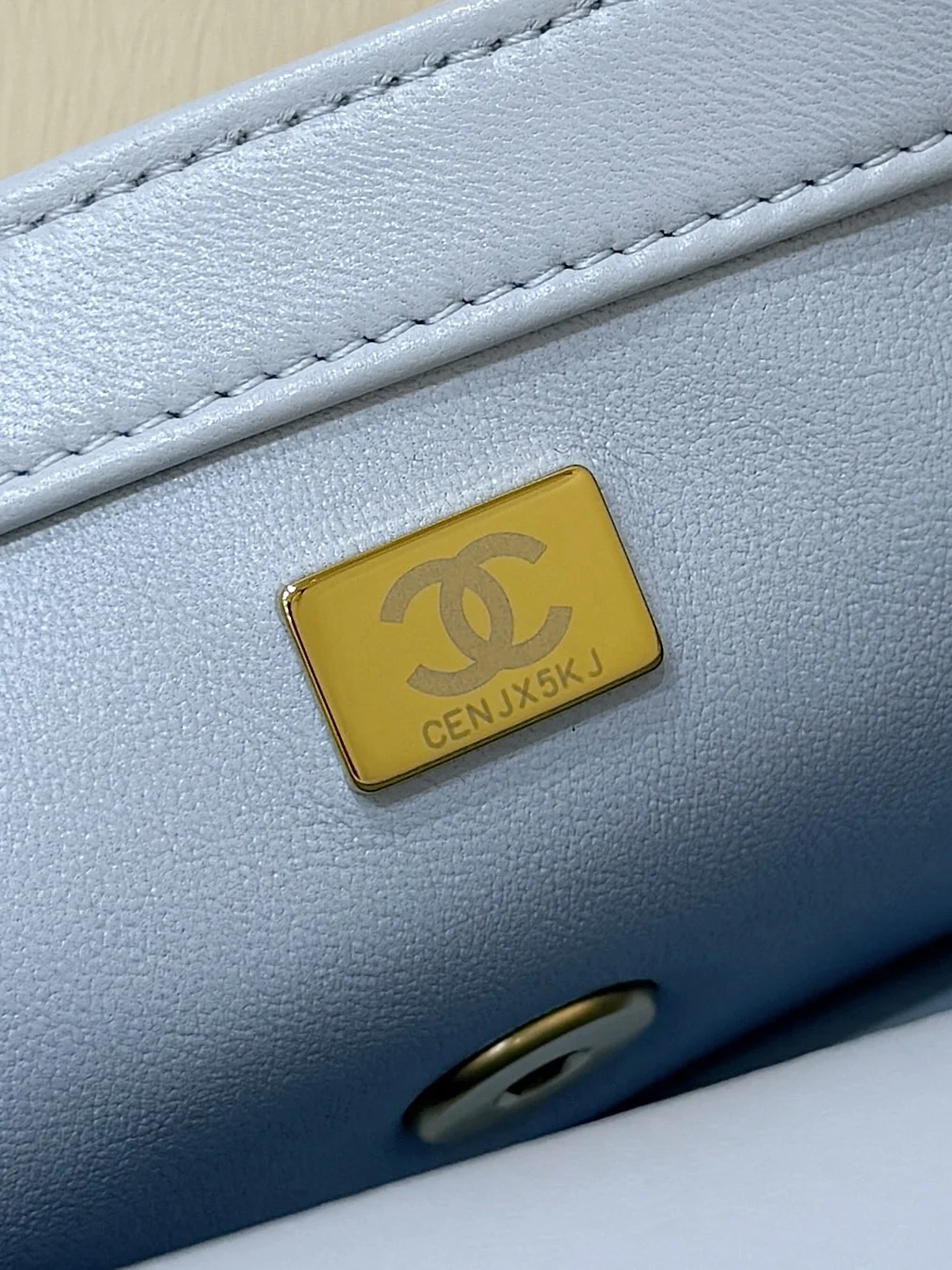 Сумка Chanel Pearl Crush Mini Flap - миниатюра 10
