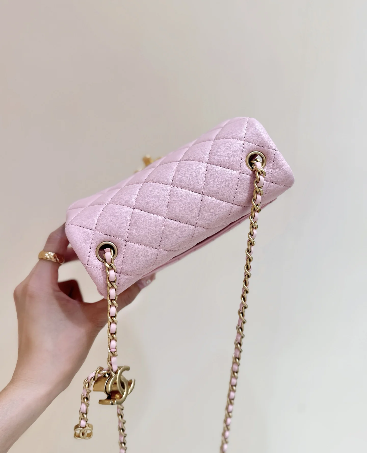 Сумка Chanel Pearl Crush Mini Flap - миниатюра 14