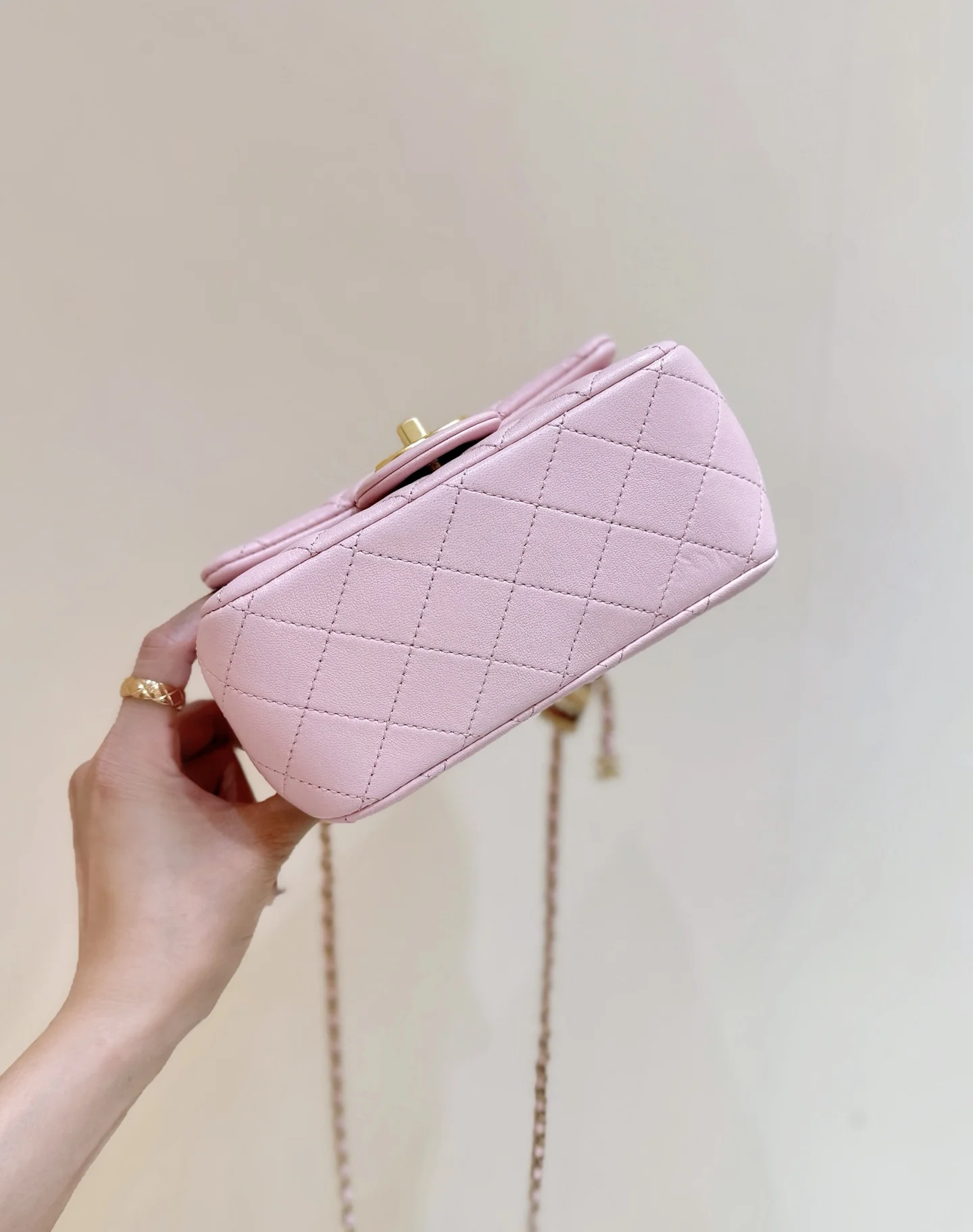 Сумка Chanel Pearl Crush Mini Flap - миниатюра 15