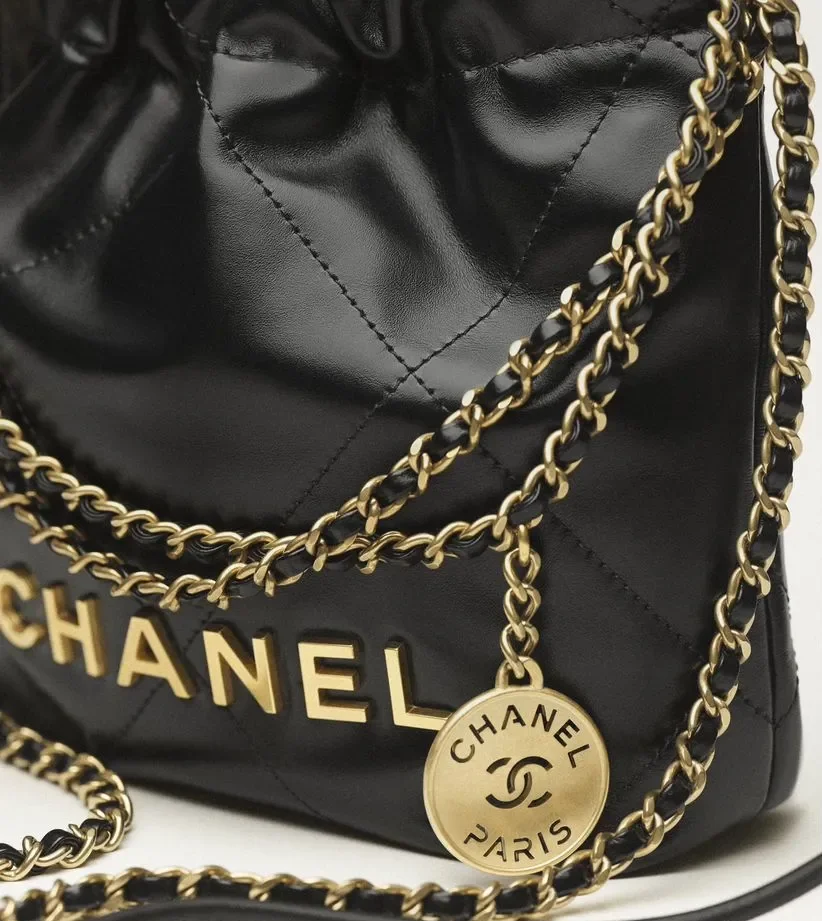 Сумка Chanel 22 Mini Handbag - миниатюра 2