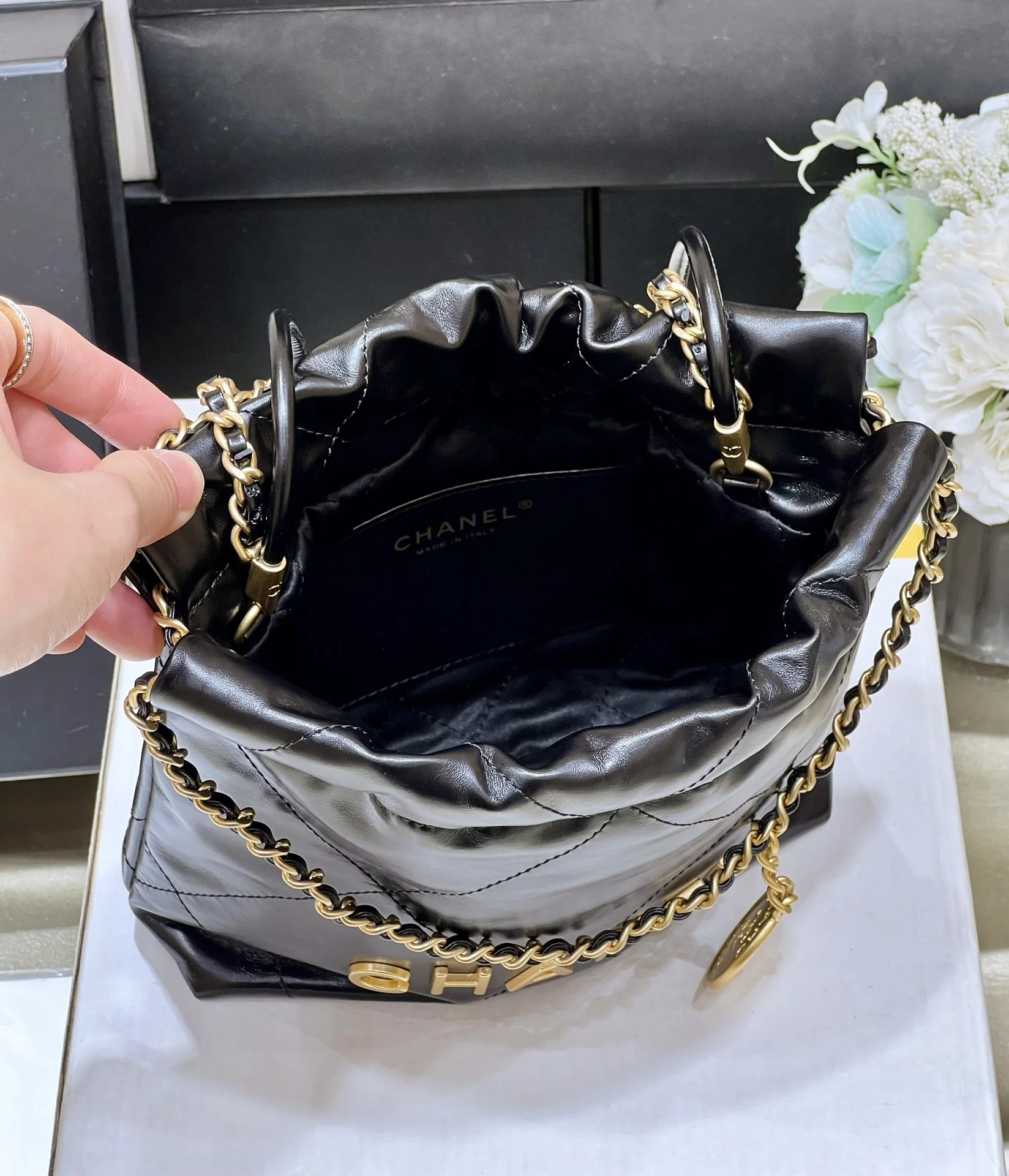 Сумка Chanel 22 Mini Handbag - миниатюра 7