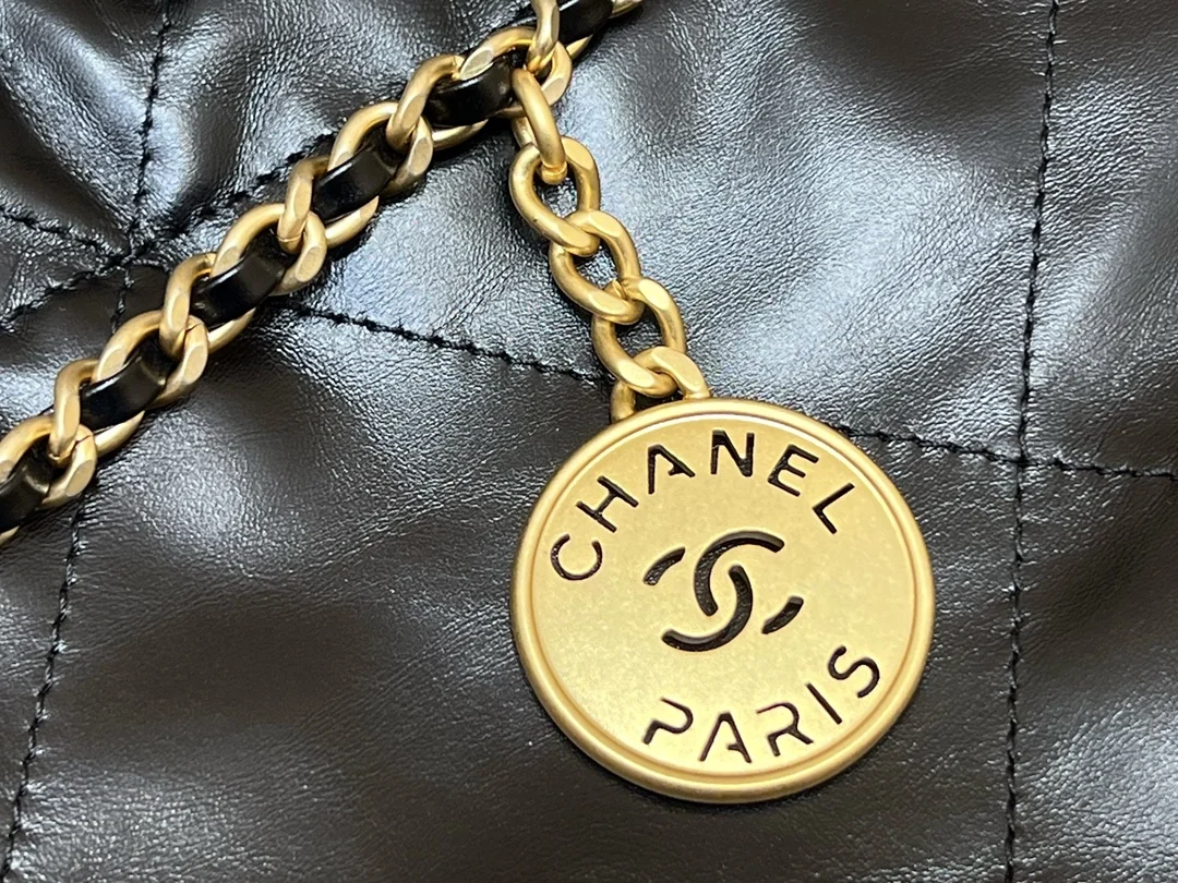 Сумка Chanel 22 Mini Handbag - миниатюра 10