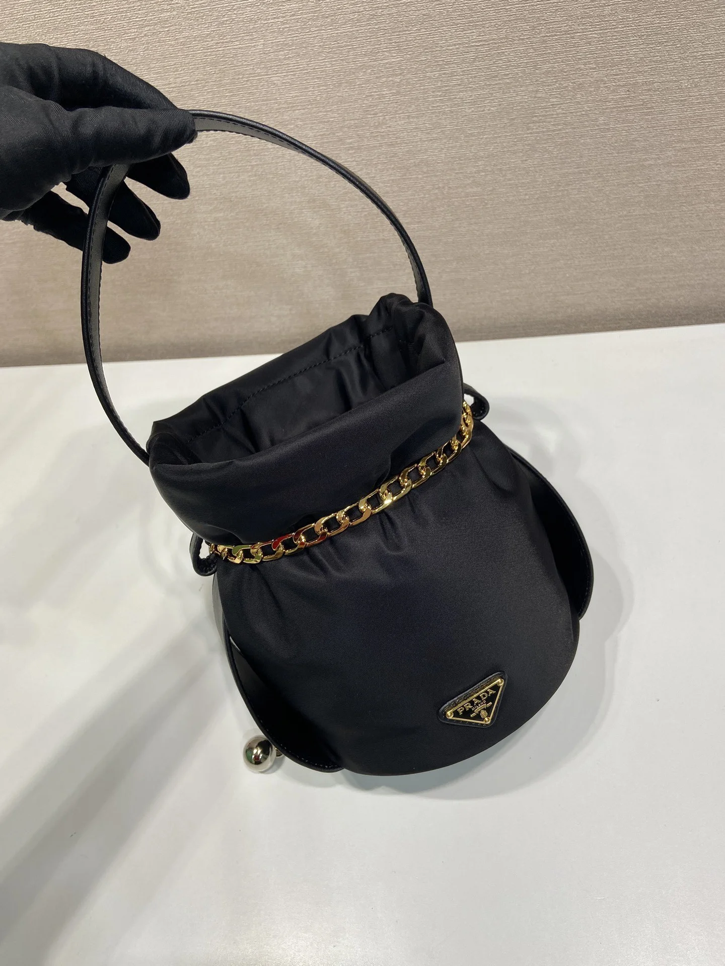 Сумка Prada Mini Petit Sac Noir Bucket Bag - миниатюра 3
