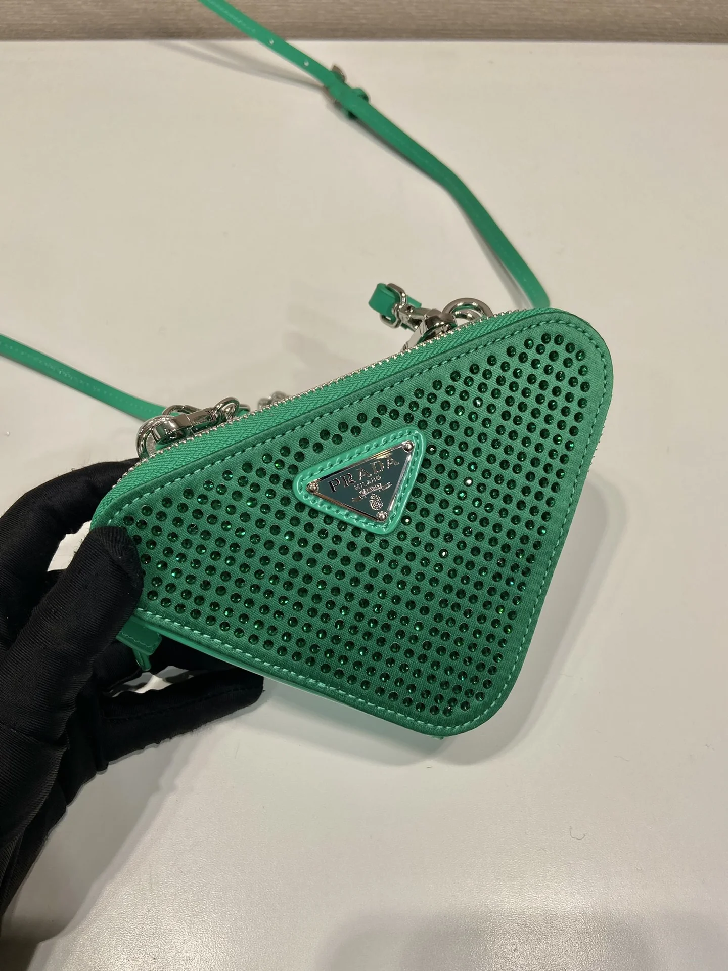 Сумка Prada Triangle Embellished Mini Pouch - миниатюра 5
