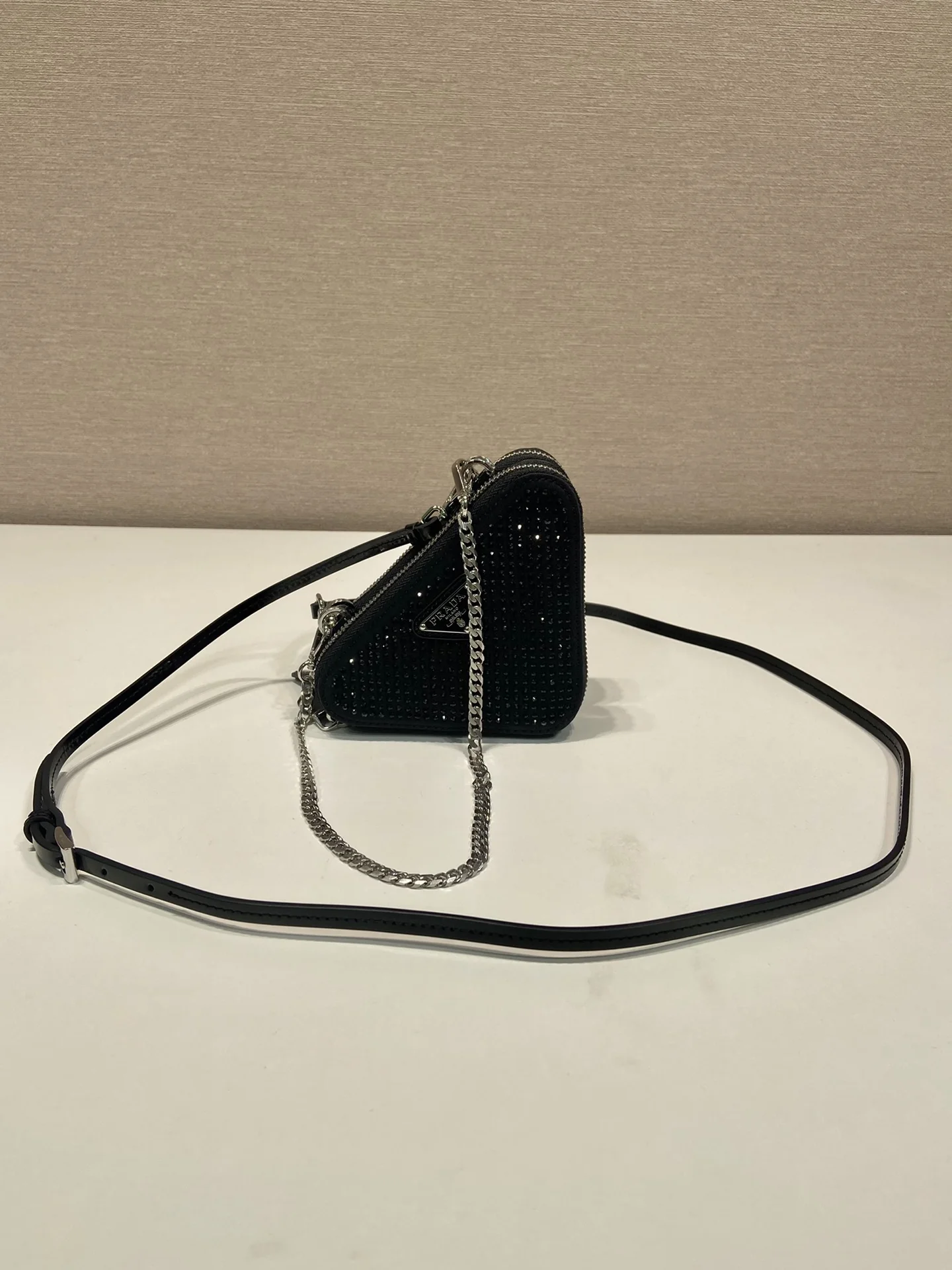 Сумка Prada Triangle Embellished Mini Pouch - миниатюра 13