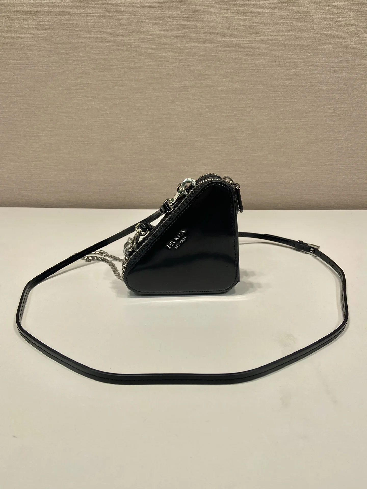 Сумка Prada Triangle Embellished Mini Pouch - миниатюра 14