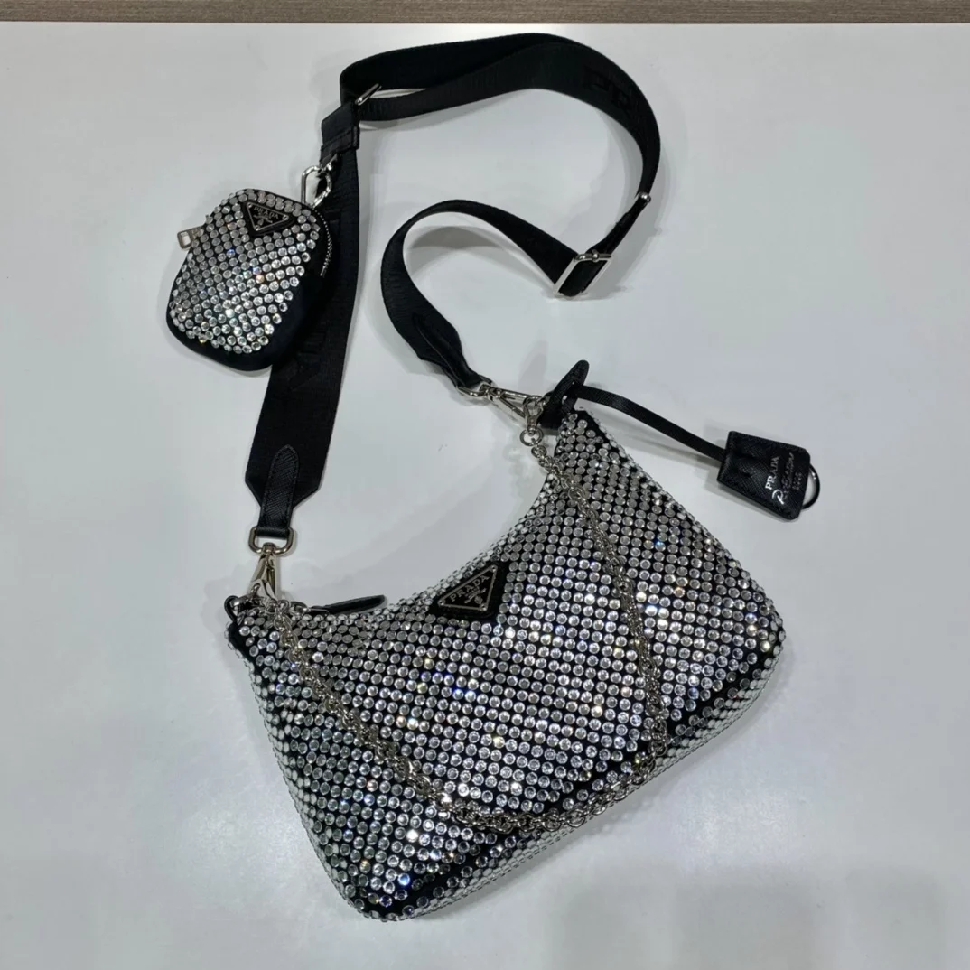 Сумка Prada Studded Re-Edition Tote Bag - миниатюра 22