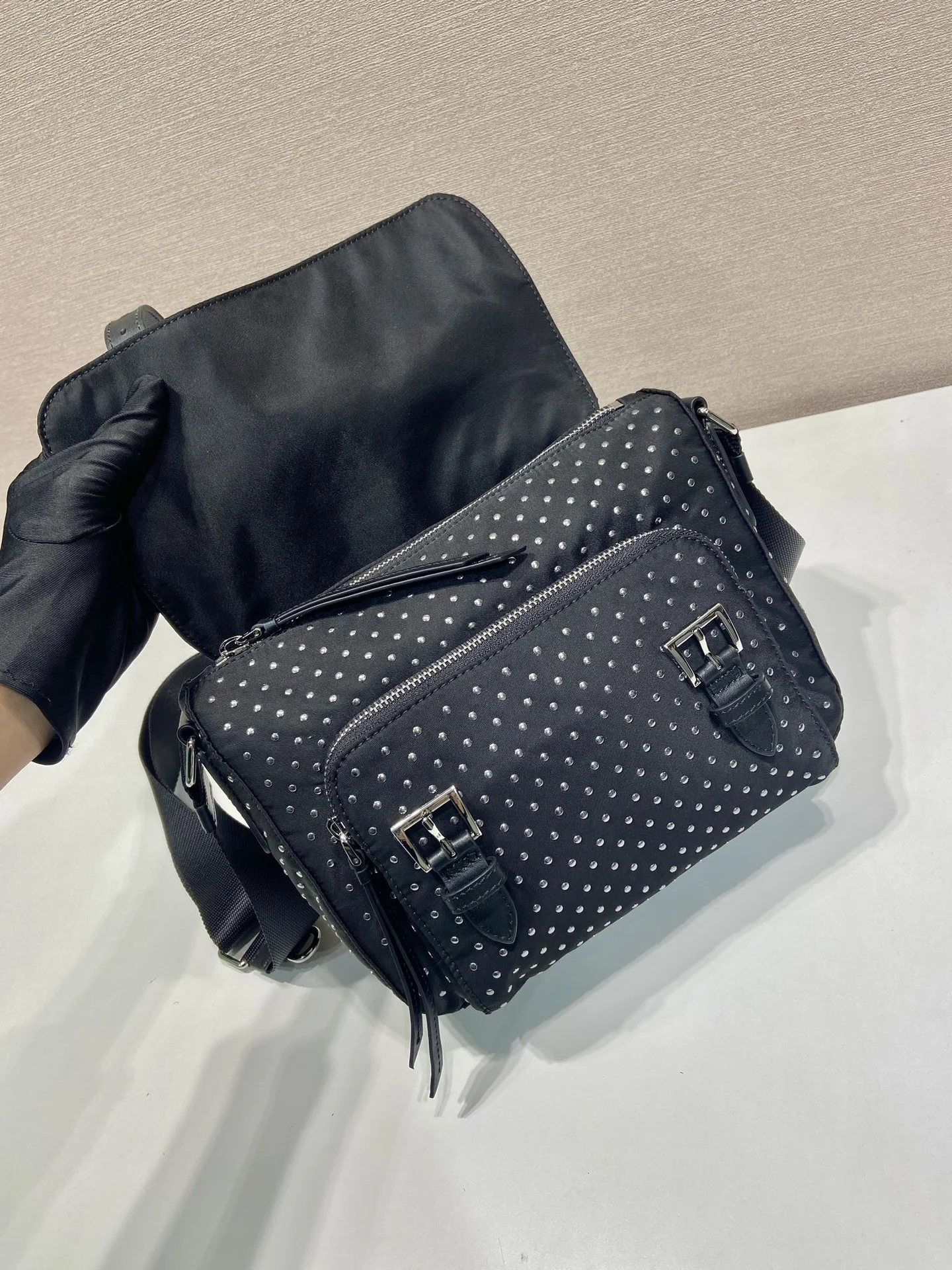 Сумка Prada Studded Re-Nylon Shoulder Bag - миниатюра 16