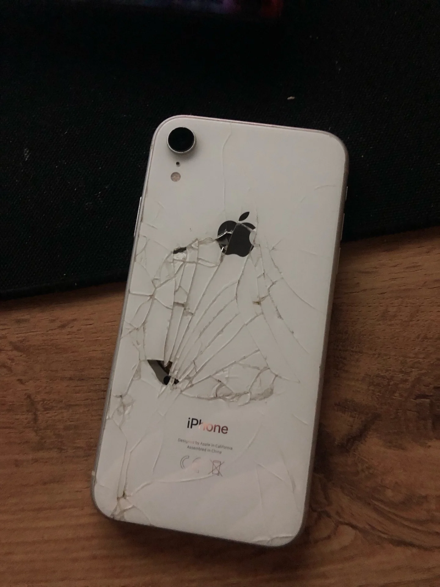 IPhone XR 64gb(lock) - миниатюра 2