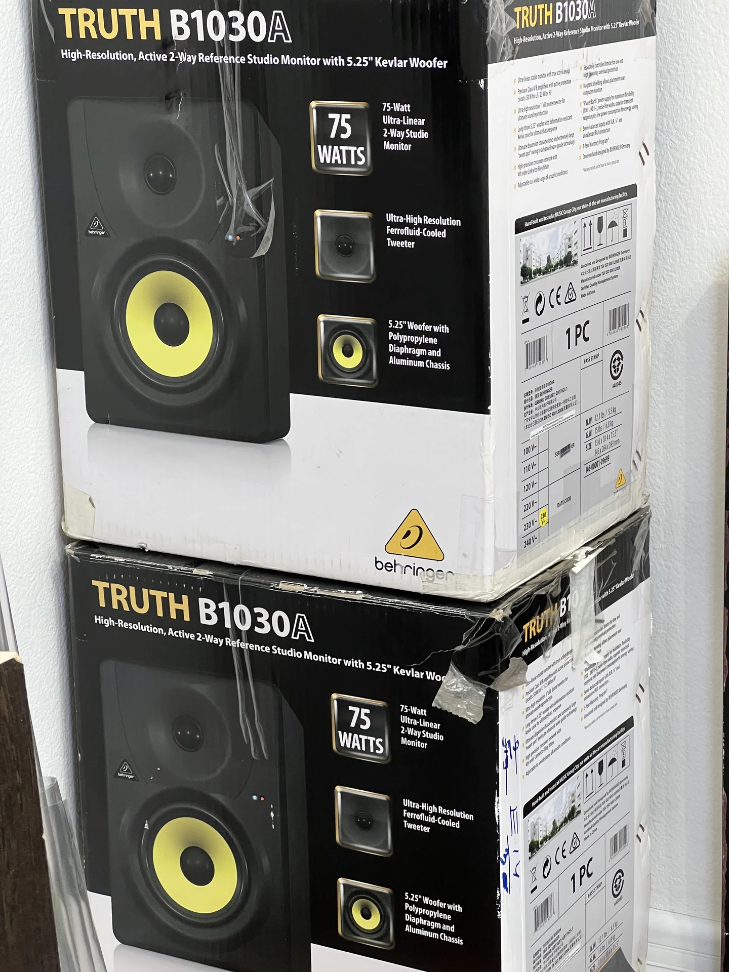 Мониторы Behringer Truth B1030A (Пара) - миниатюра 4