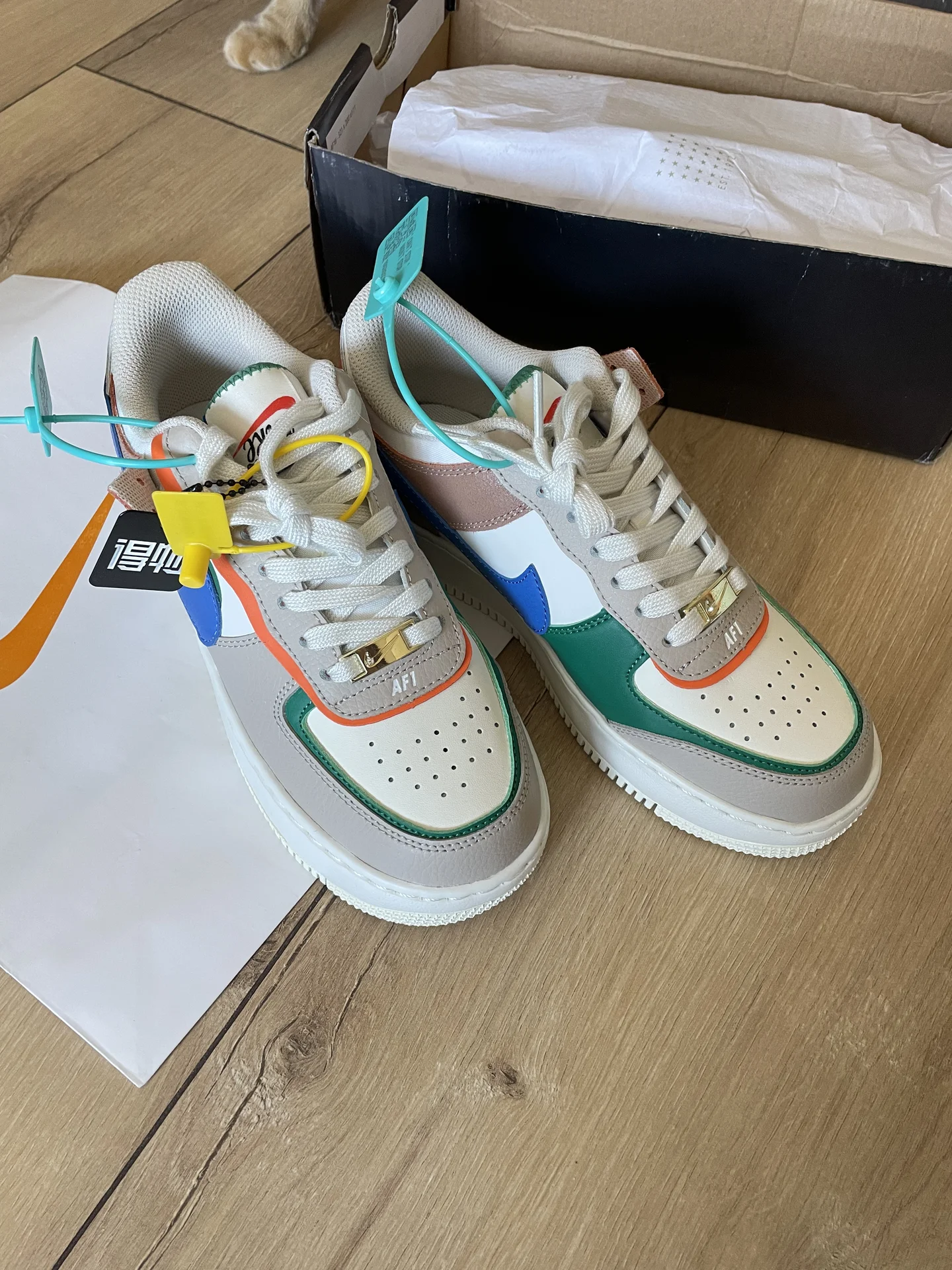 Кроссовки nike air force 1 shadow, 39 р-р - миниатюра 2