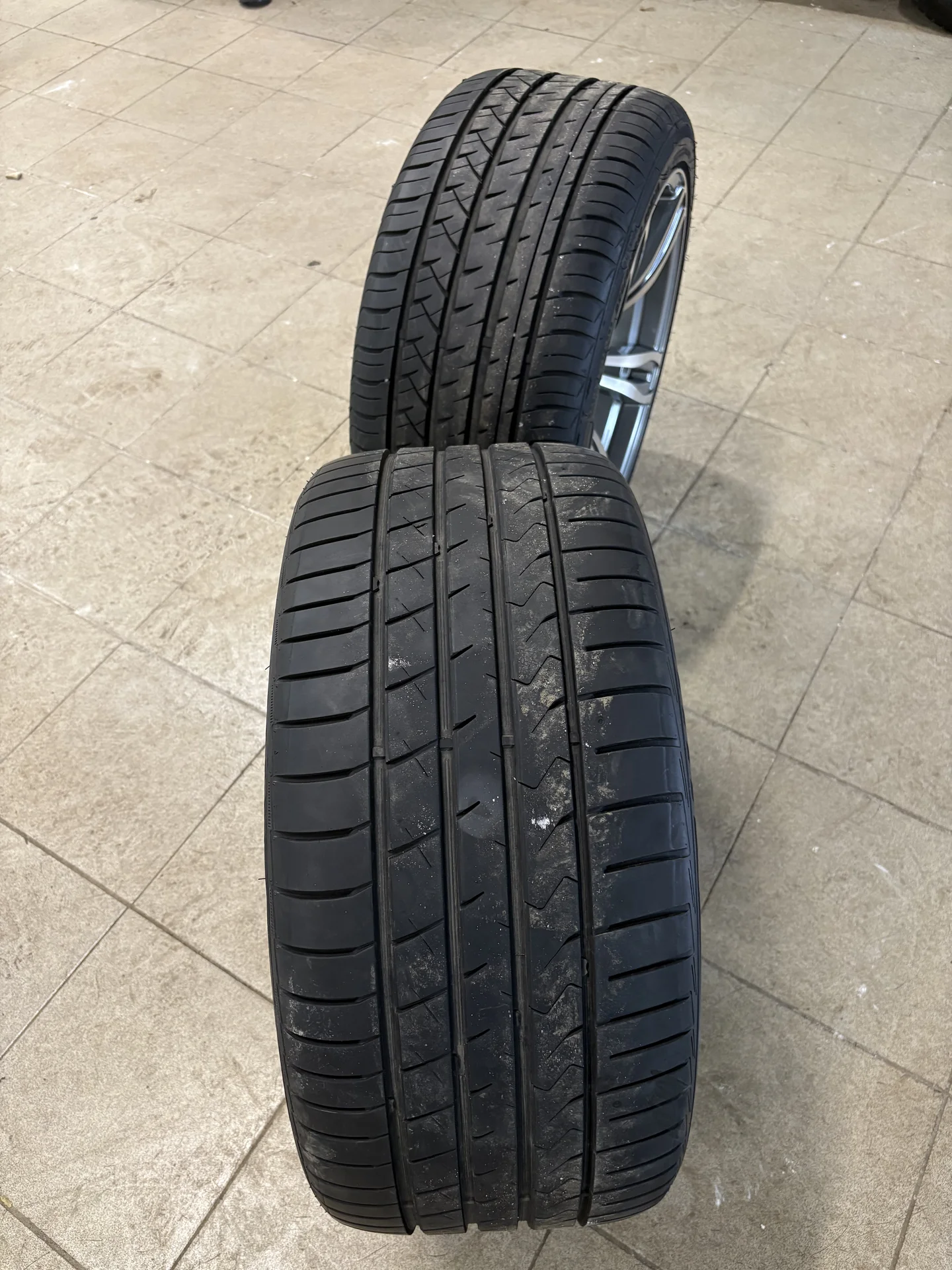 Шины Habilead HF330 285/35 r18 101W - миниатюра 2