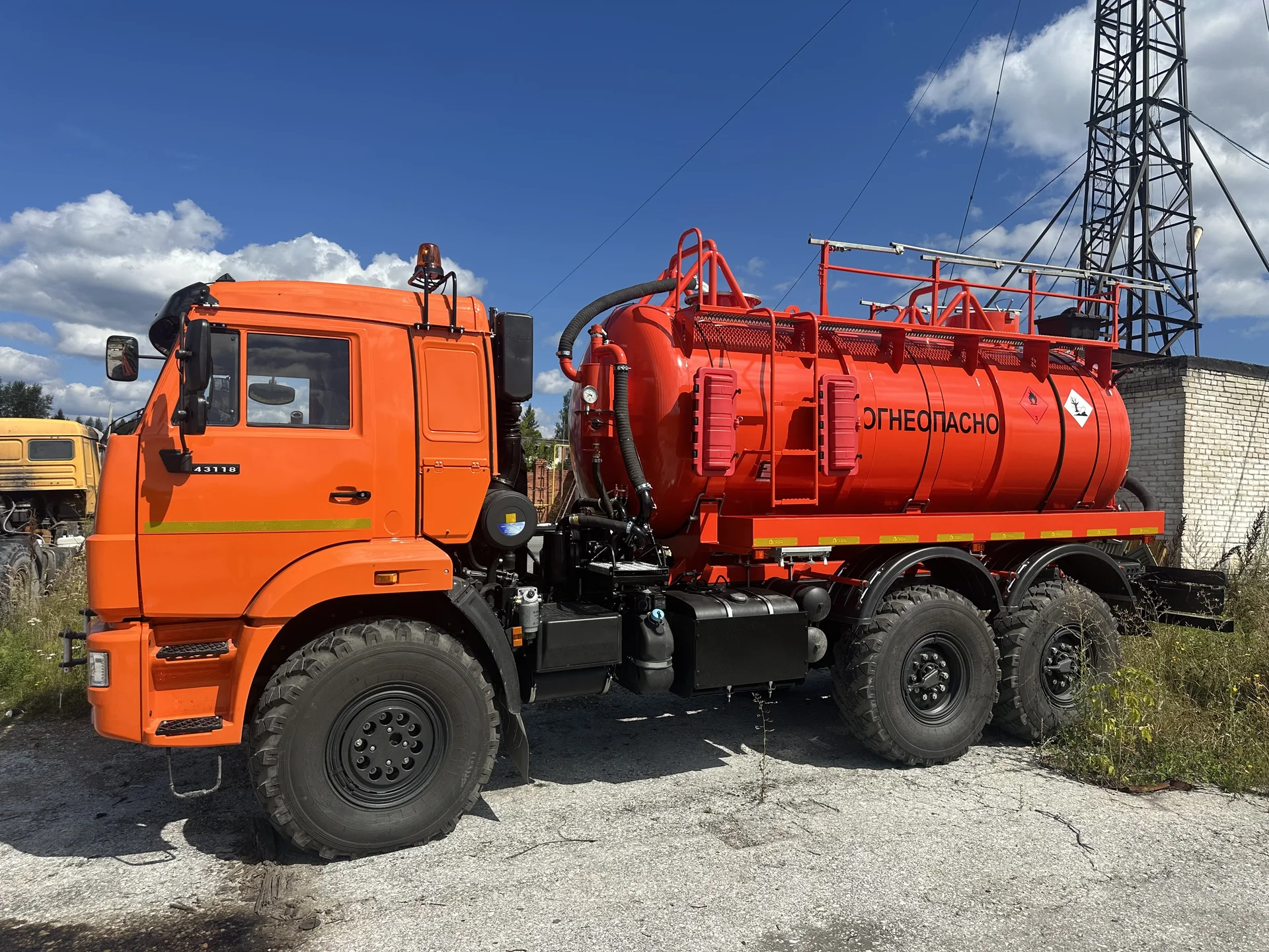 АКН-10 на шасси КАМАЗ 43118 - миниатюра 2