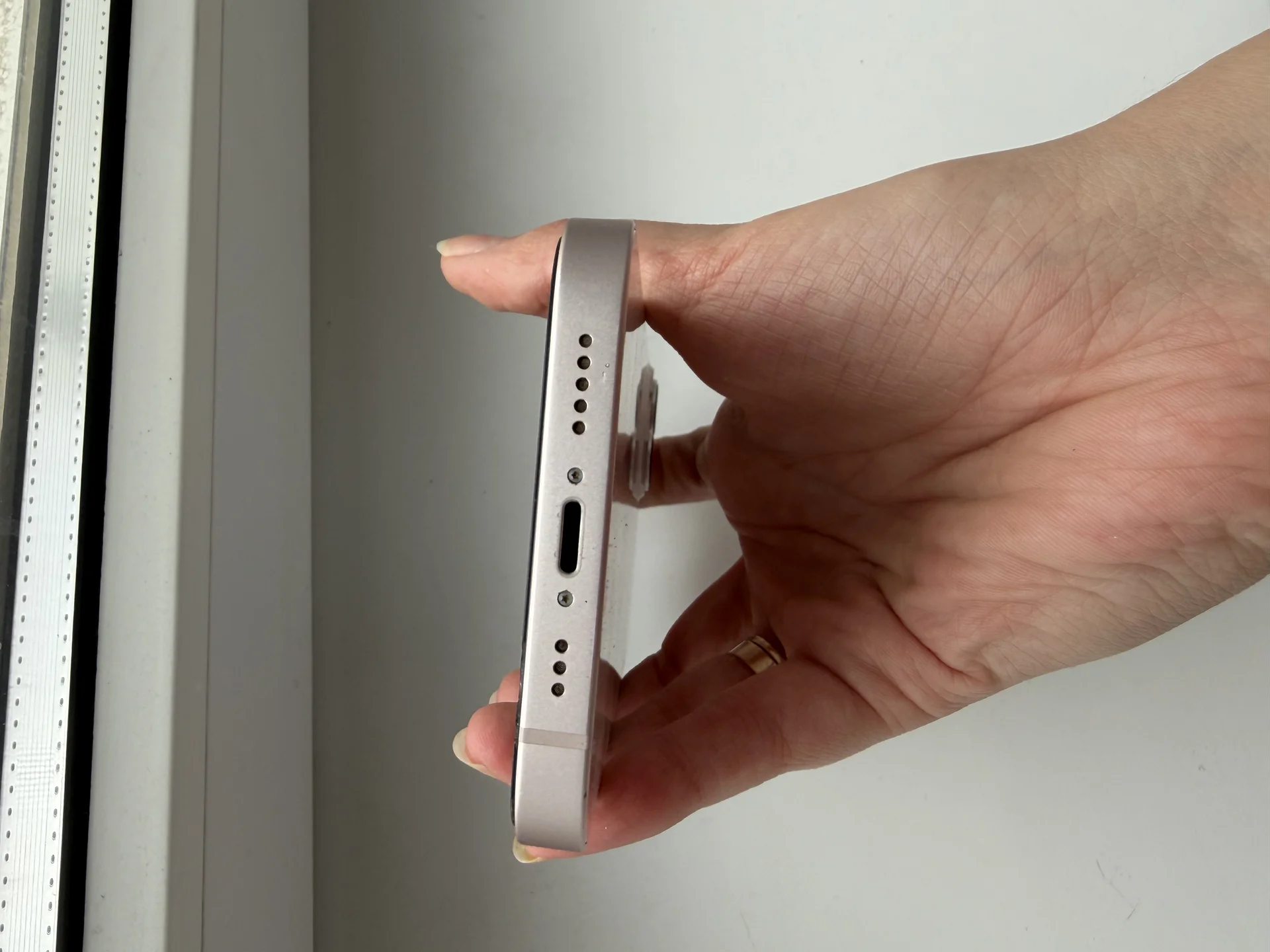 iPhone 13 - миниатюра 3