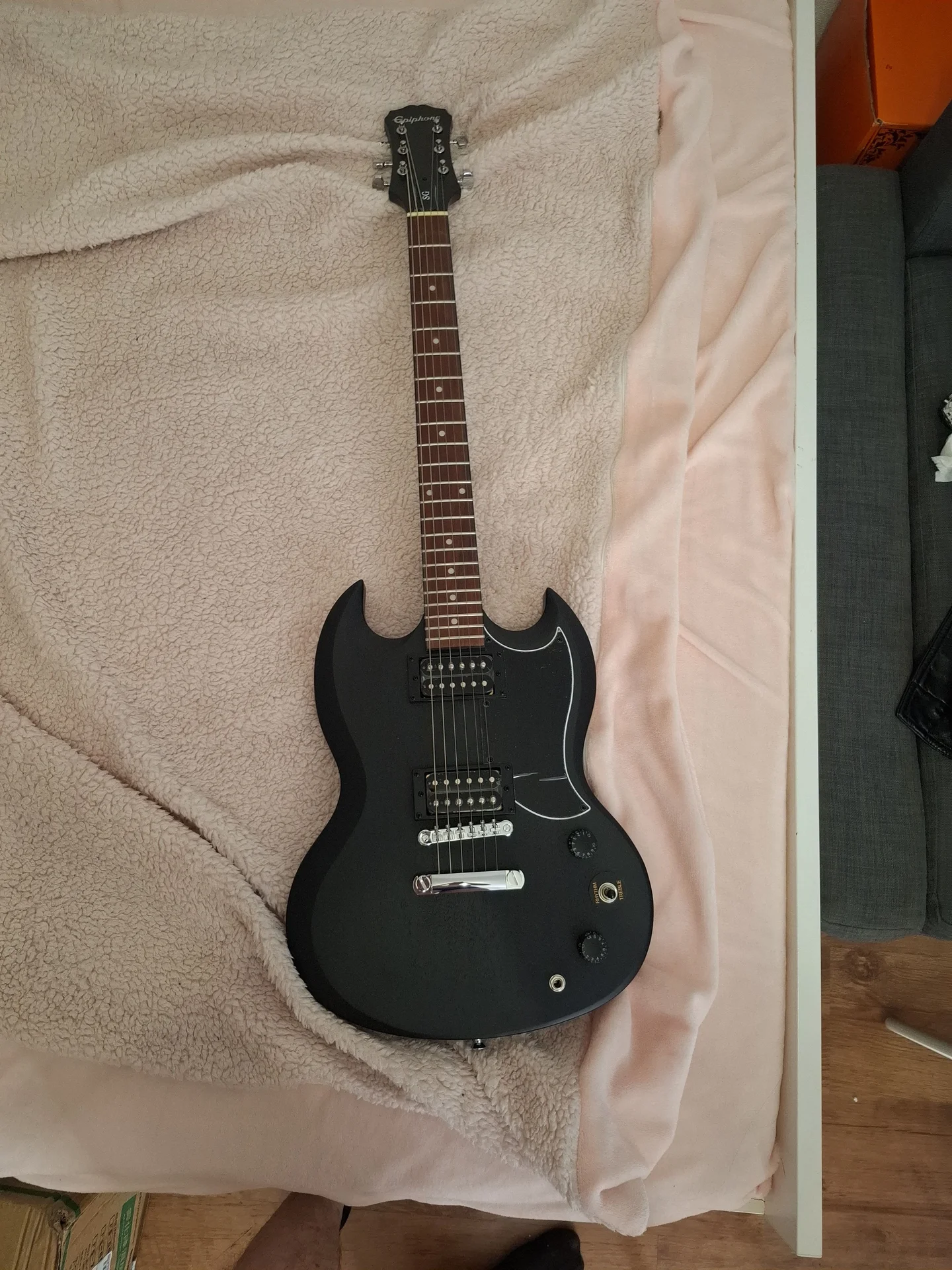 Электрогитара Epiphone sg - изображение 1