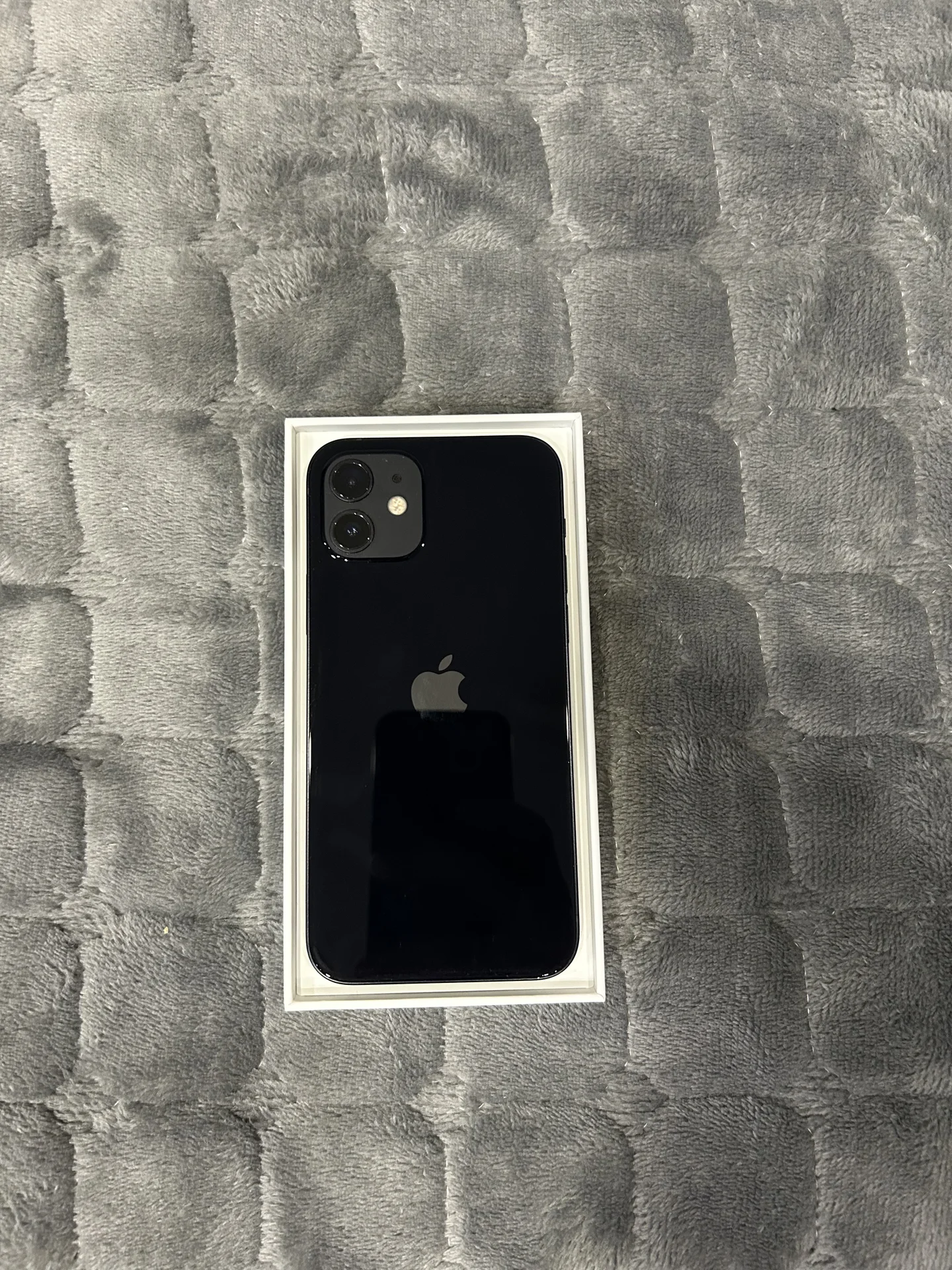 iPhone 12 64 - миниатюра 2