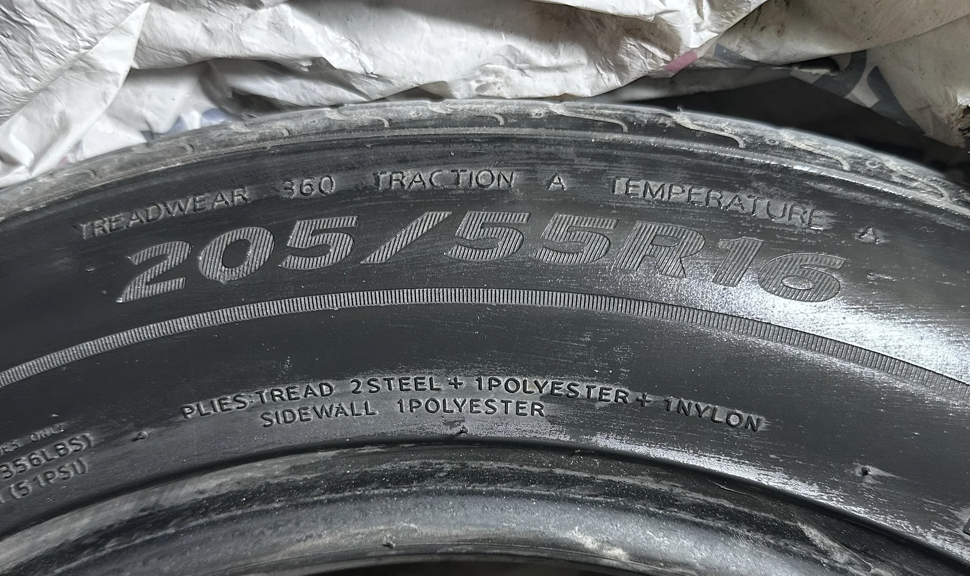 Детние шины laufenn s fit eq + 205/55/16 - миниатюра 2