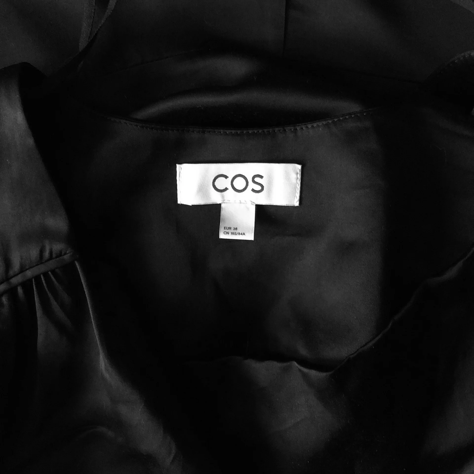 Лонгслив COS 42-44 s - миниатюра 9