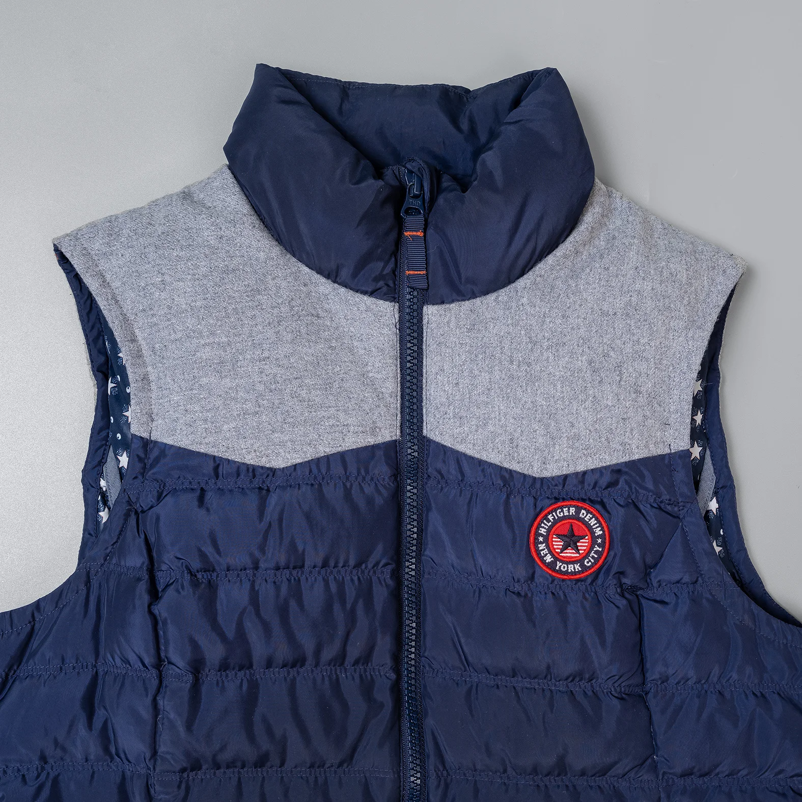 Tommy Hilfiger жилет оригинал 44 М - миниатюра 2