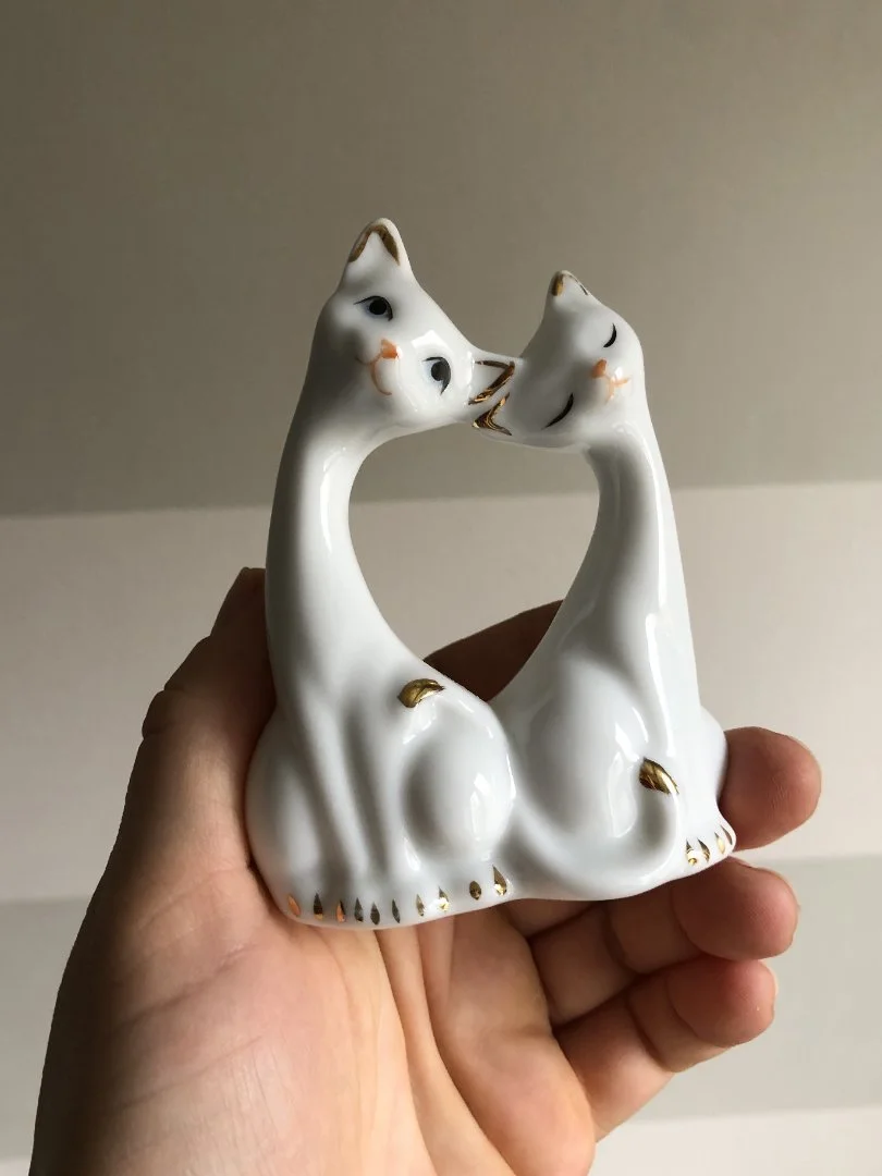 Статуэтка коты - миниатюра 2