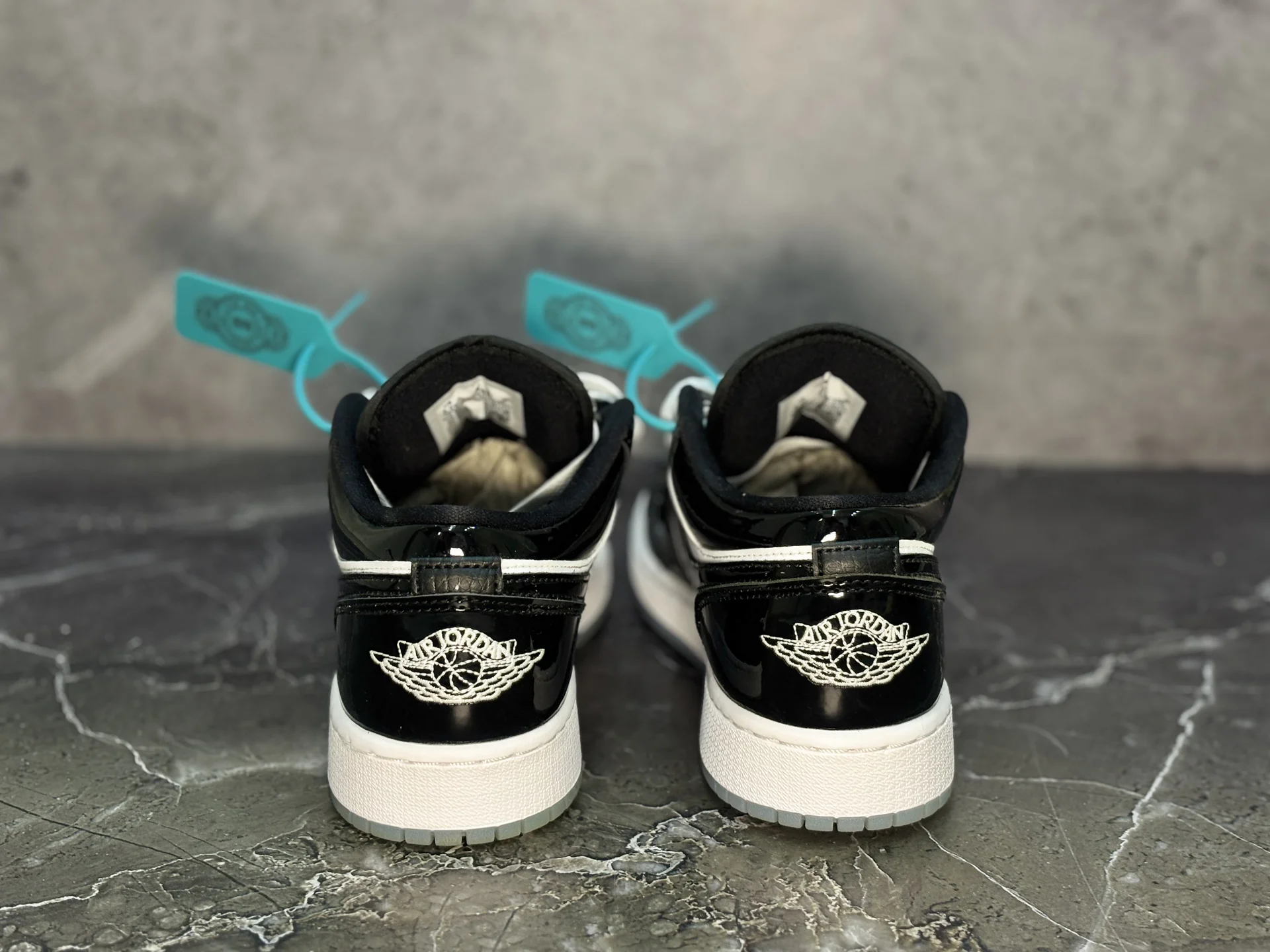 Air Jordan 1 Low SE Concord - миниатюра 5