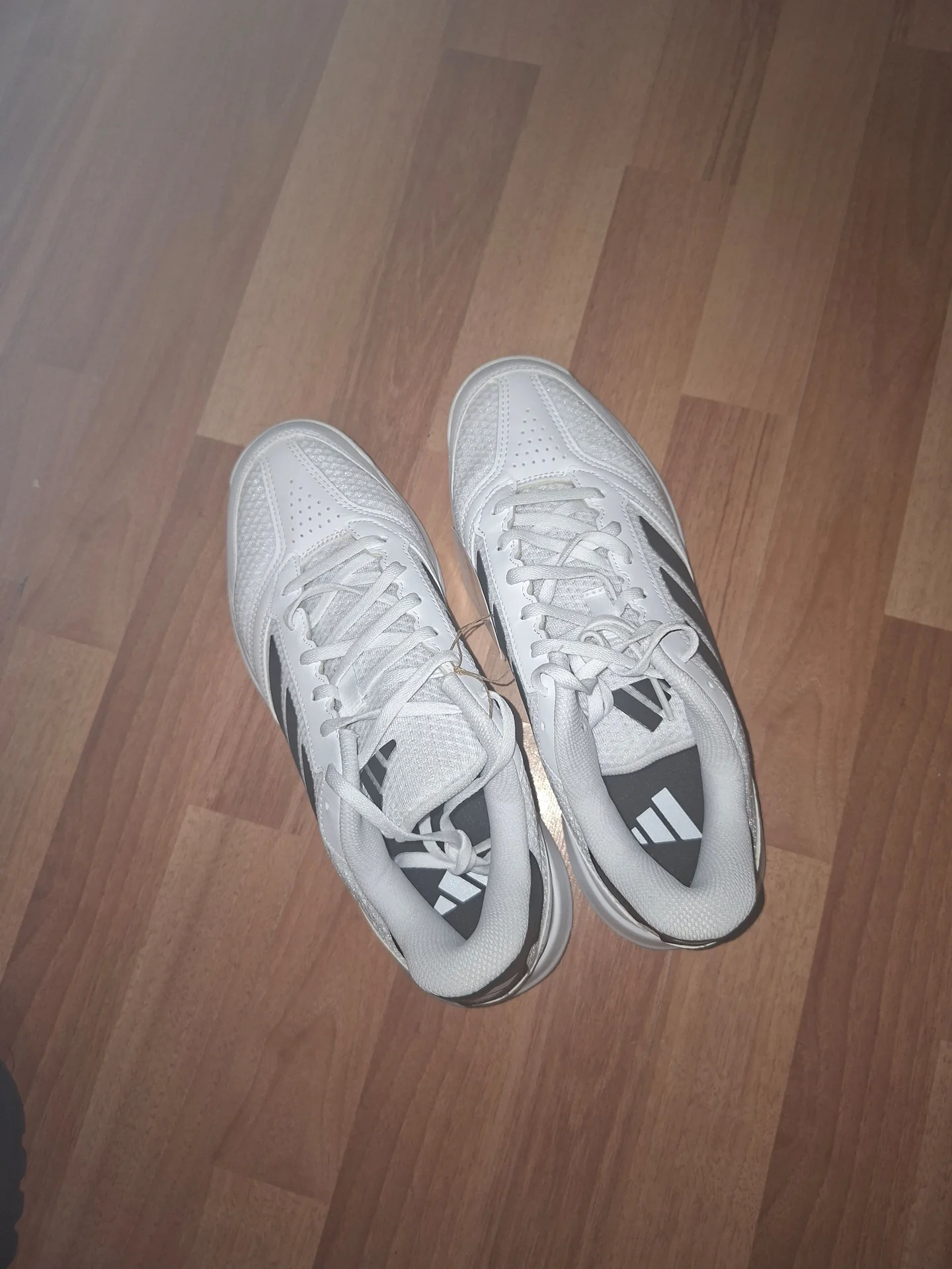 Adidas Ligra 8W 42 размер - миниатюра 3