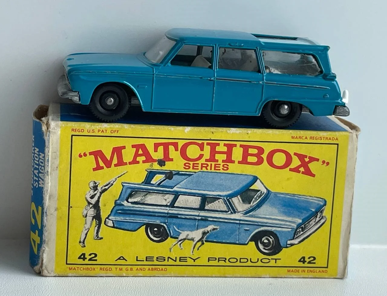 Модель 1:64 Studebaker station wagon matchbox №42 - миниатюра 2