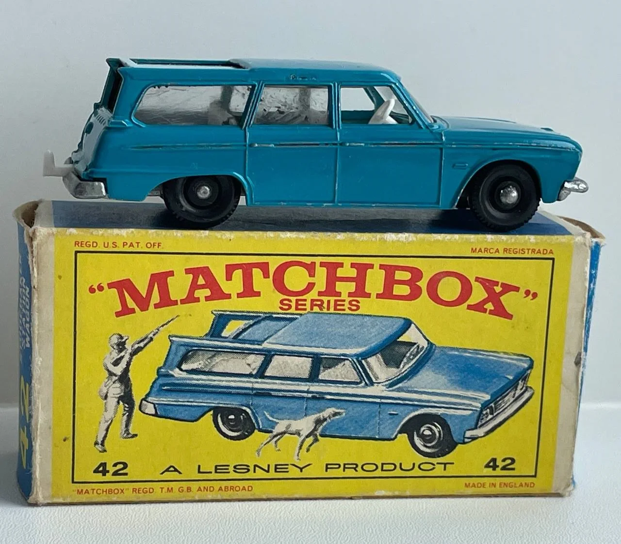 Модель 1:64 Studebaker station wagon matchbox №42 - миниатюра 3