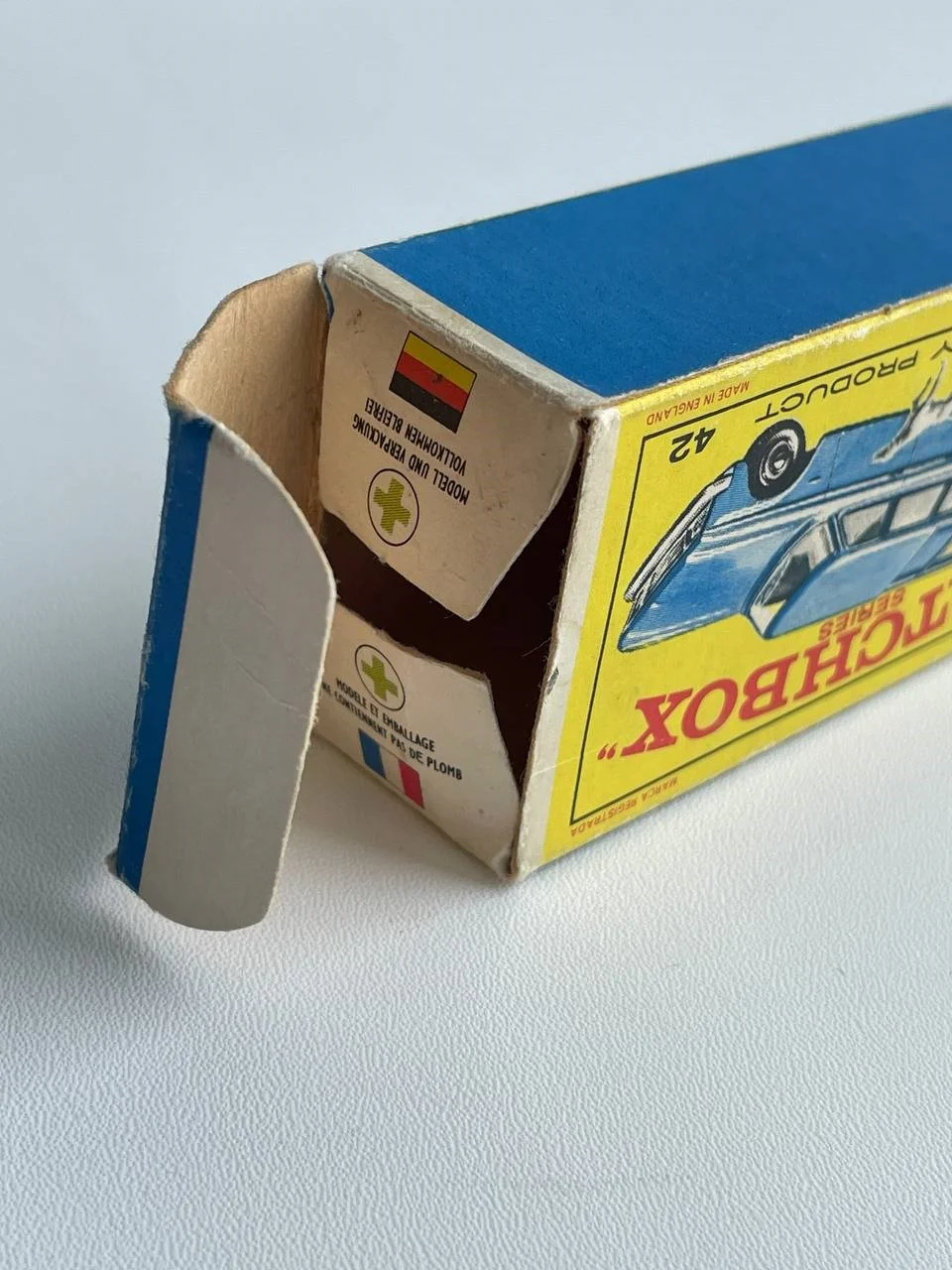 Модель 1:64 Studebaker station wagon matchbox №42 - миниатюра 9