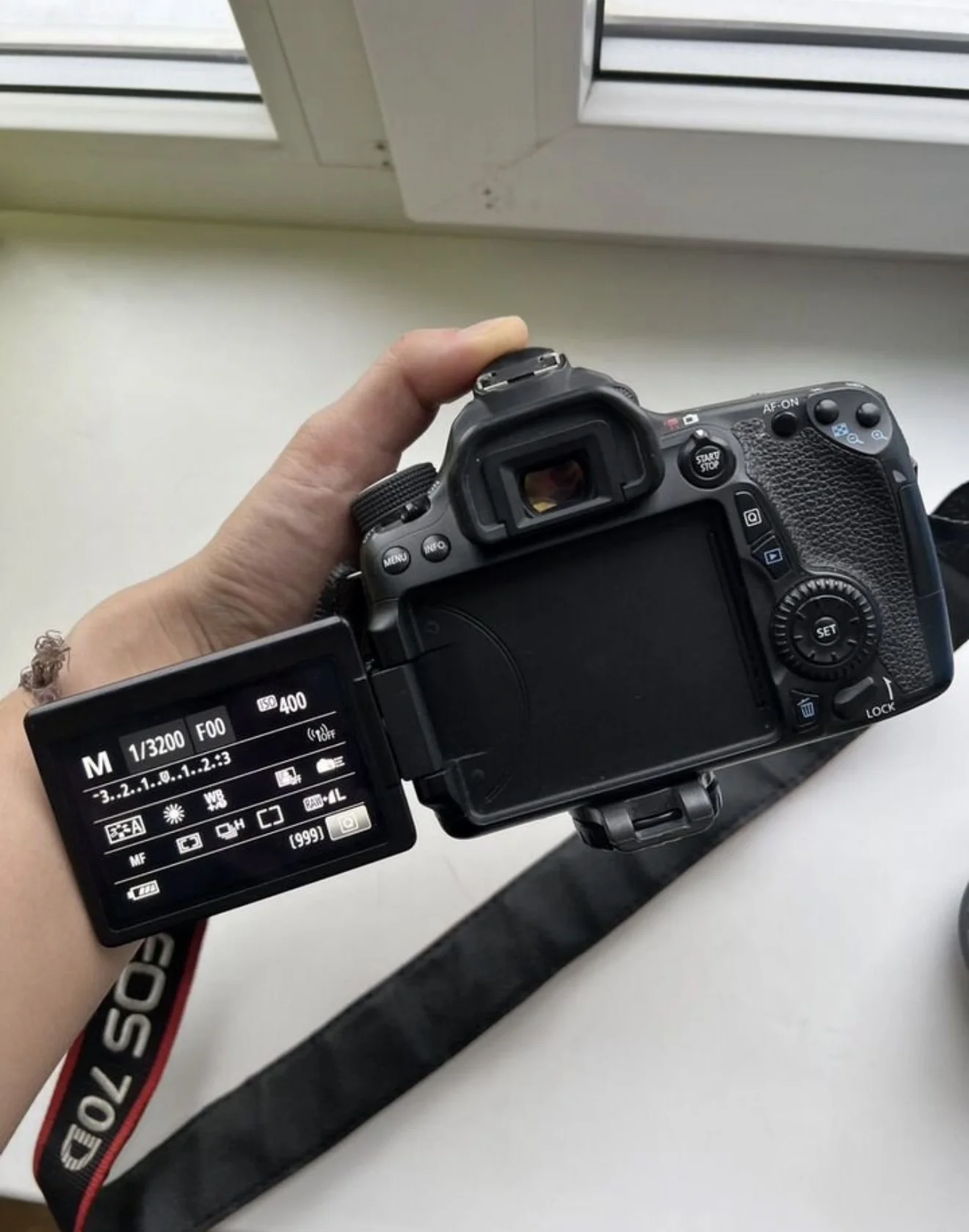 Canon eos 70d и объектив Sigma 30mm 1.4 - миниатюра 4