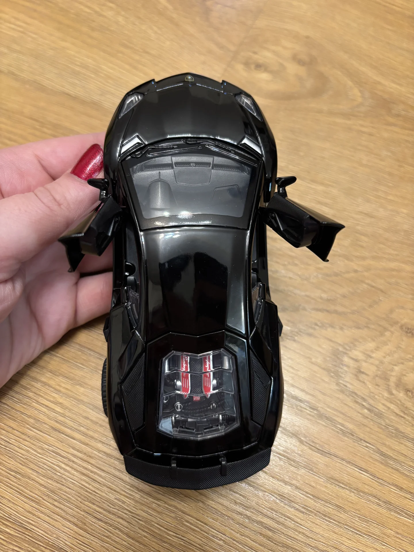 Модель Lamborghini Aventador LP 750-4 - миниатюра 6