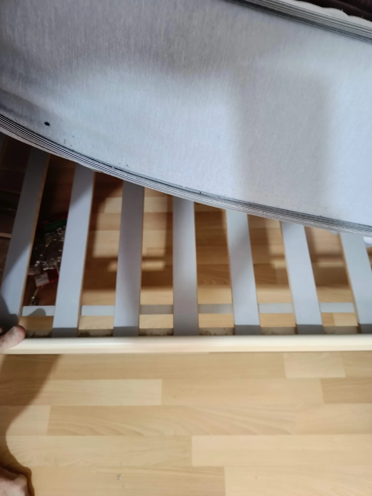 Кровать IKEA металлическая с матрасом - миниатюра 2